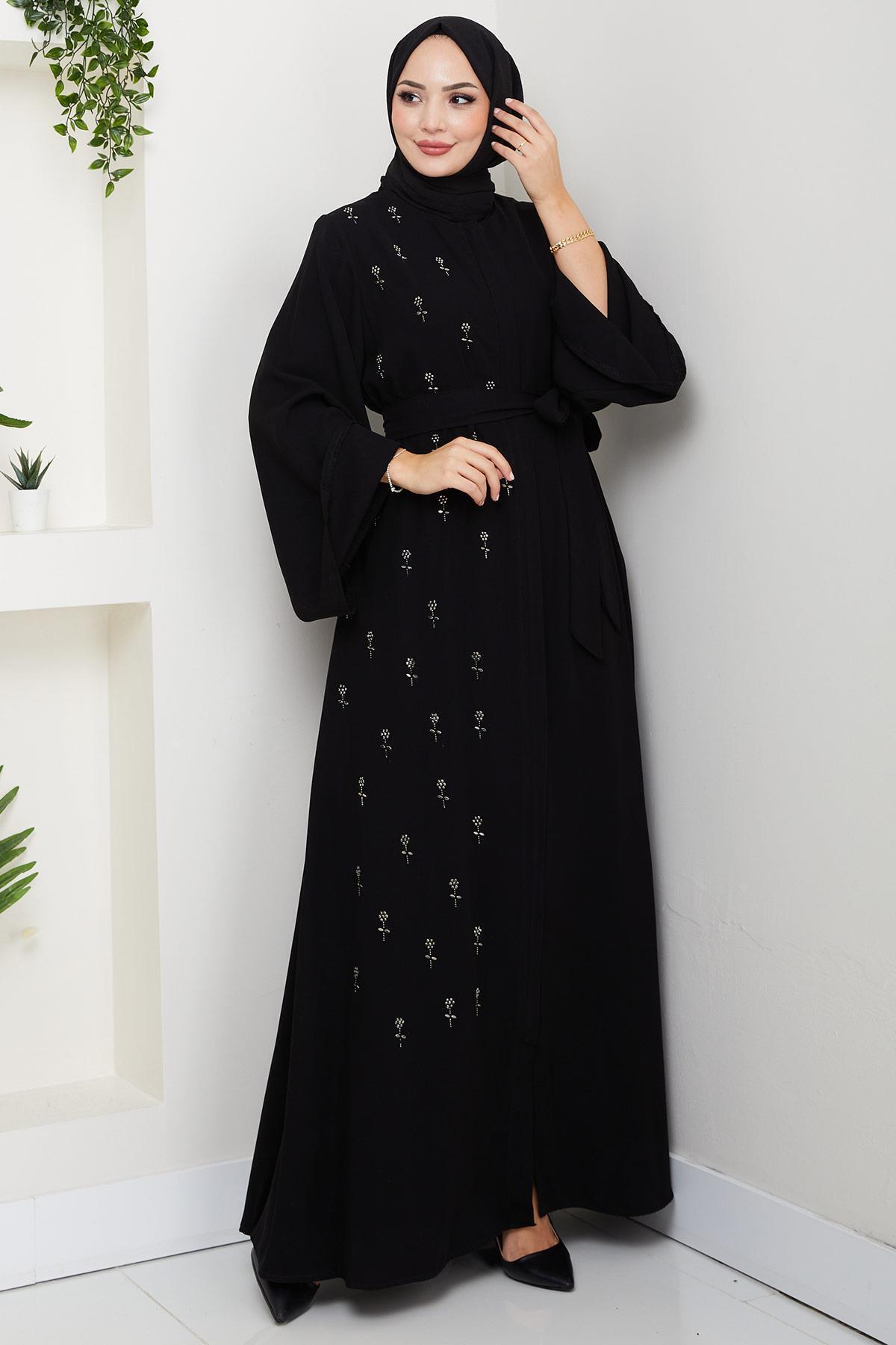 Hafsamina Kuşaklı Çiçek Taşlı Ferace Siyah HM2853 | Tesettür Giyim