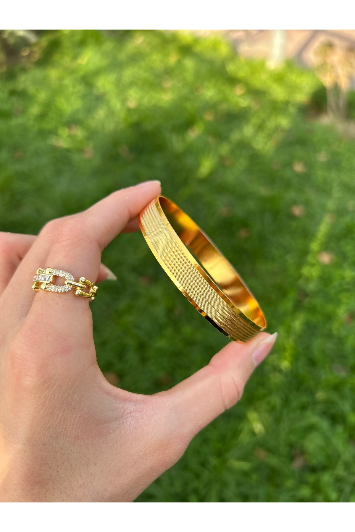 Roya Happiness 22K Gold-Plated Bracelet - Elegant Gift for Mother