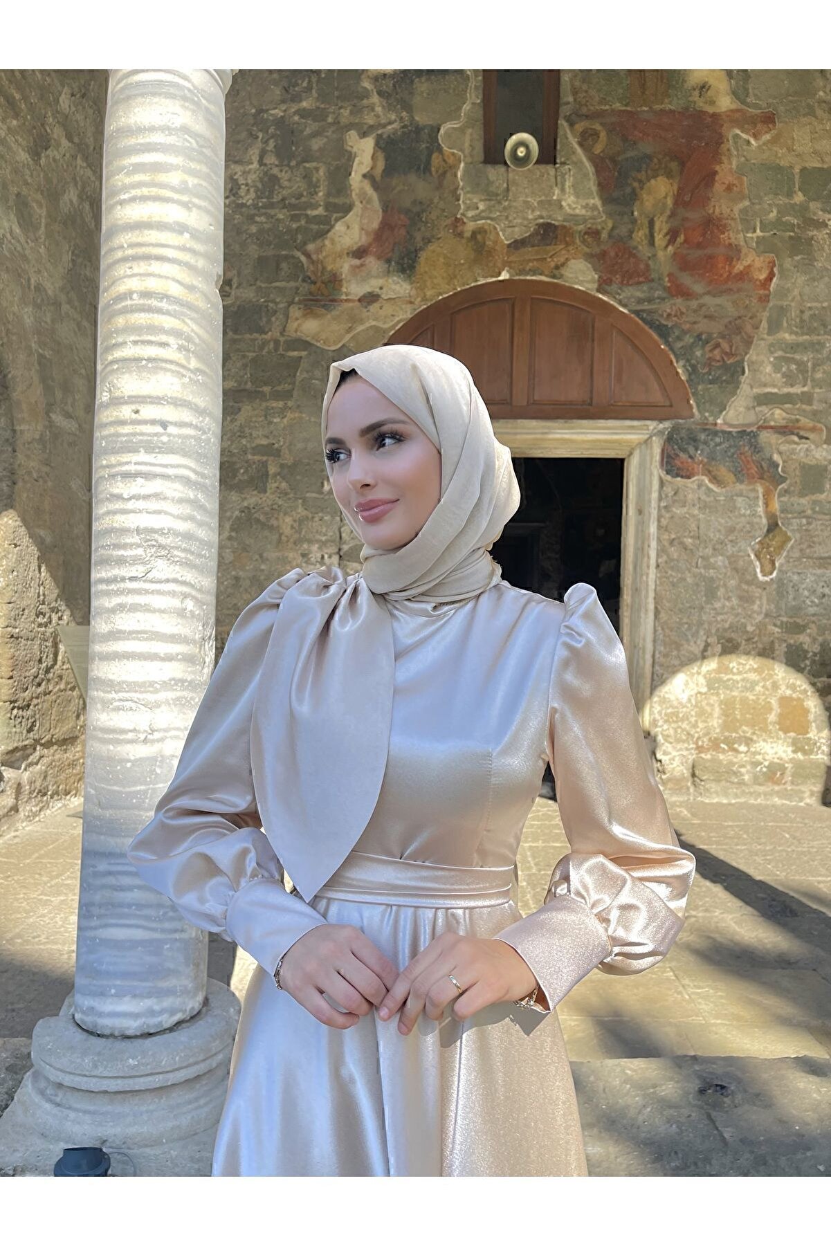 MOOLİSA Bera Abiye Bej - Elegant ve Şık Gece Elbisesi