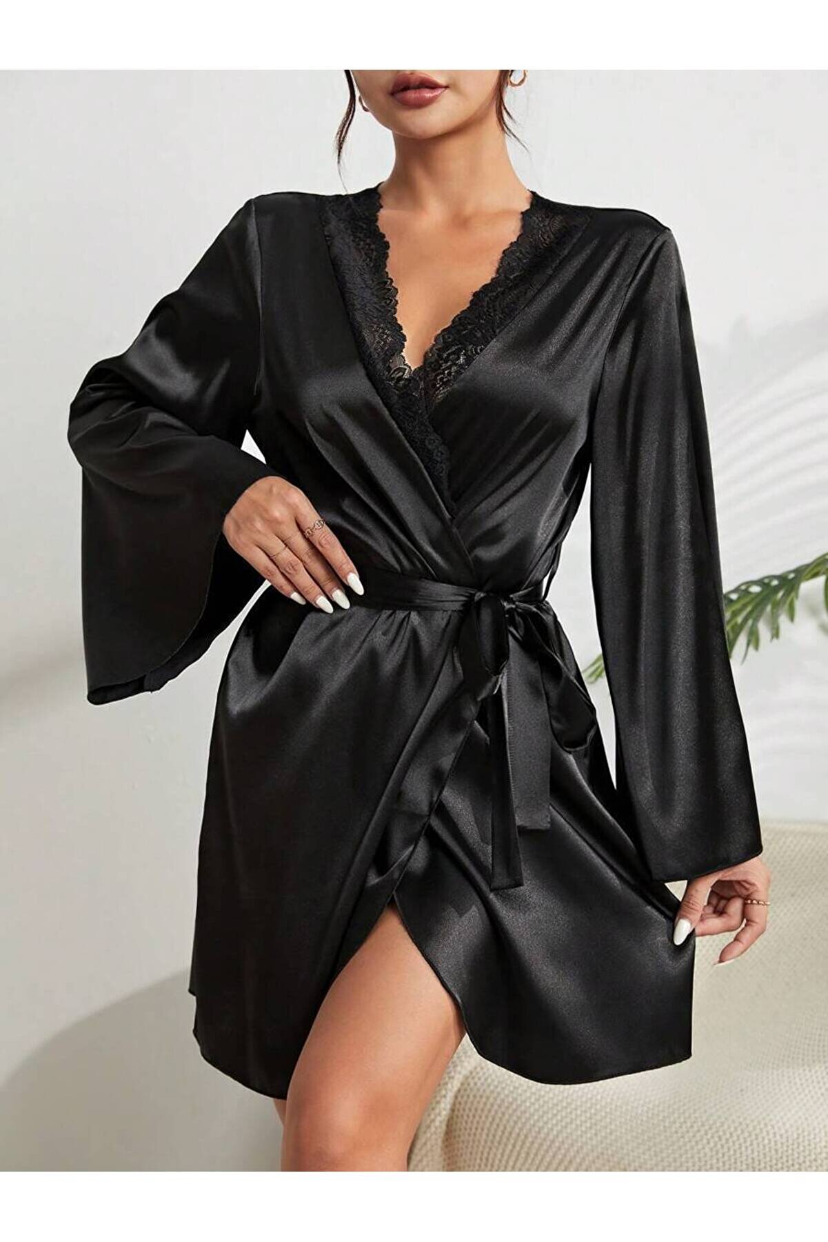 Sempathy Kadın Saten Volanlı Sabahlık - Dantel Detaylı ve Şık