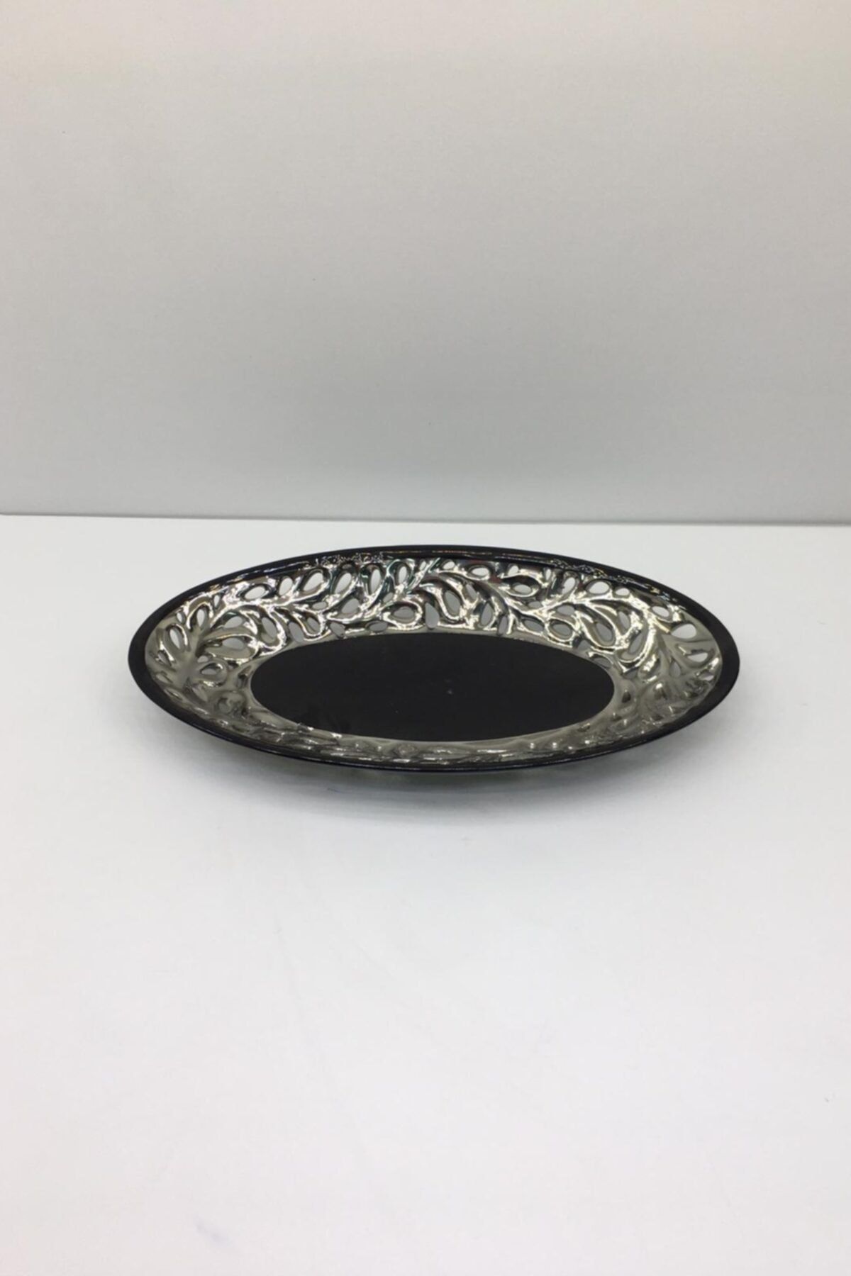 Otantik Dekoratif Porselen Obje Siyah Gümüş Tabak Meyvelik 4x30x15 cm