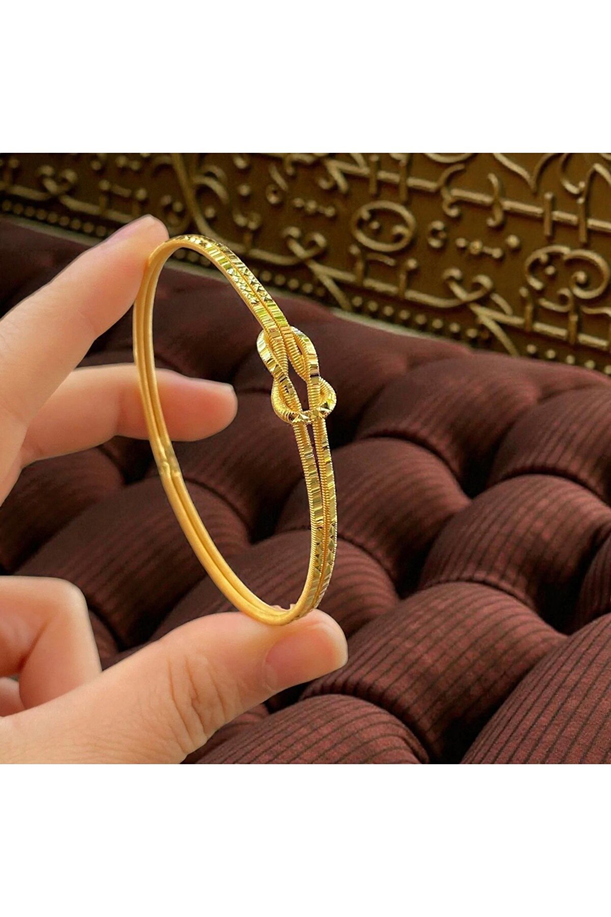 CASELN 22K Gold-Plated Love Knot Bracelet - Elegant & Timeless