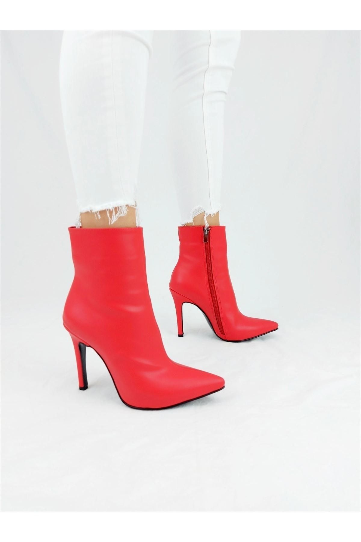 Radikal Halden Kırmızı Cilt Stiletto Topuklu Bot