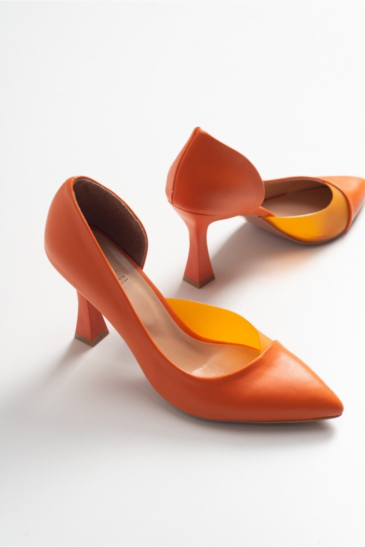 luvishoes 653 Turuncu Cilt Topuklu Kadın Ayakkabı