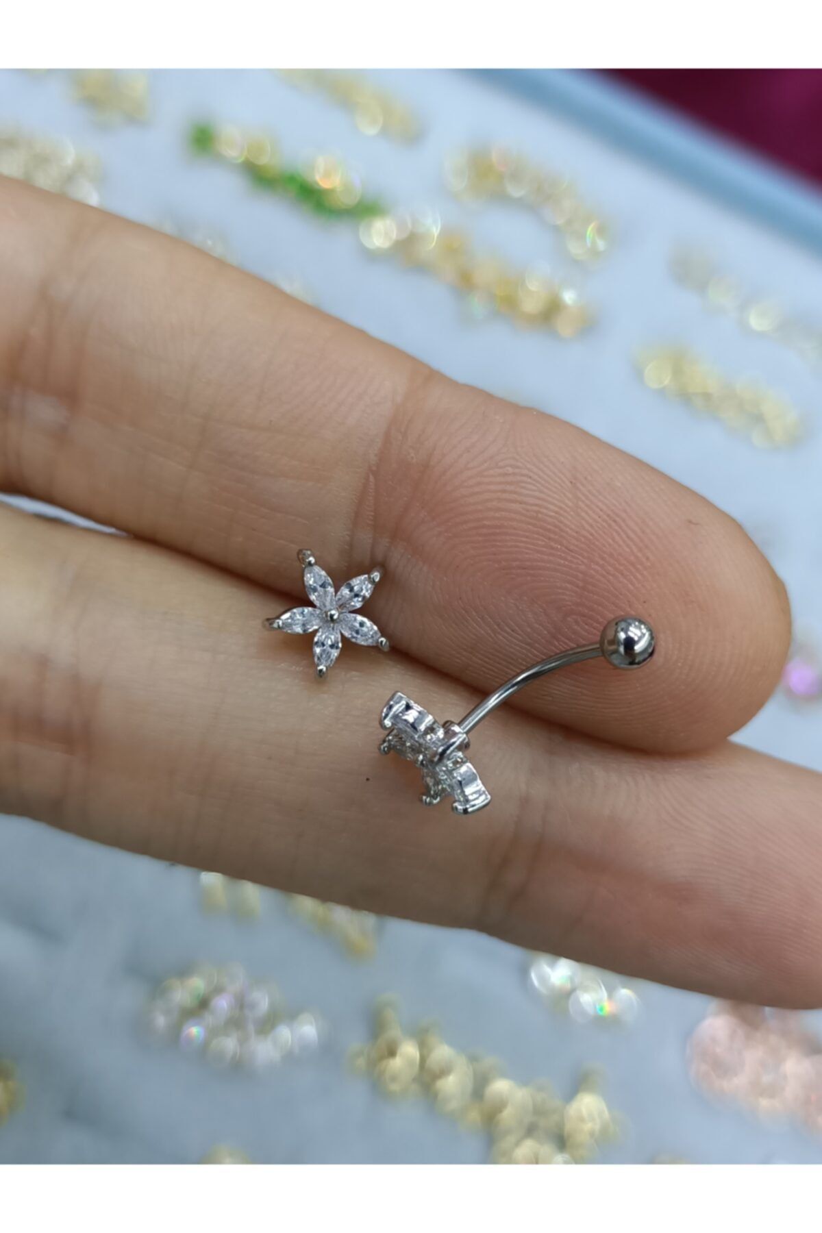 Cerrahi Çelik Taşlı Rook Piercing