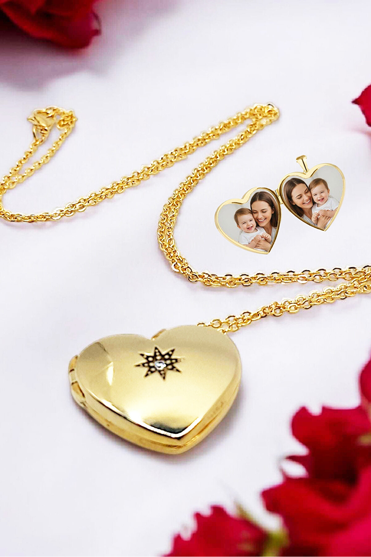 Azuris 14 Ayar Altın Kaplama Kalp Madalyon Kişiye Özel Fotoğraf Kolye