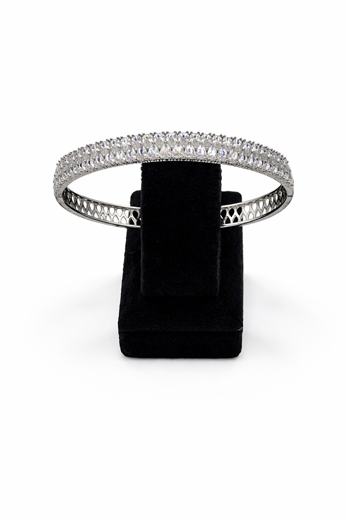 PANGU Yoğun Zirkon Taşlı Gümüş Renk Çelik Kelepçe Bilezik | Elegant ve Dayanıklı