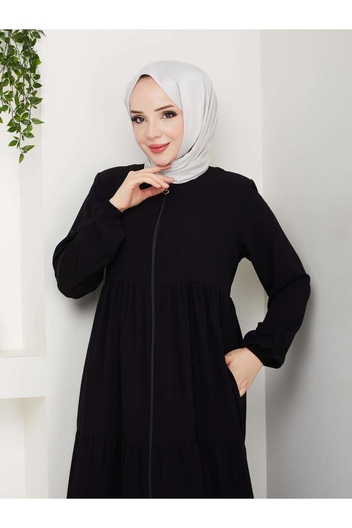 Eslemnur 3 Katlı Büzgü Detaylı Medine İpeği Ferace | Üç Katlı Kaplı Ferace