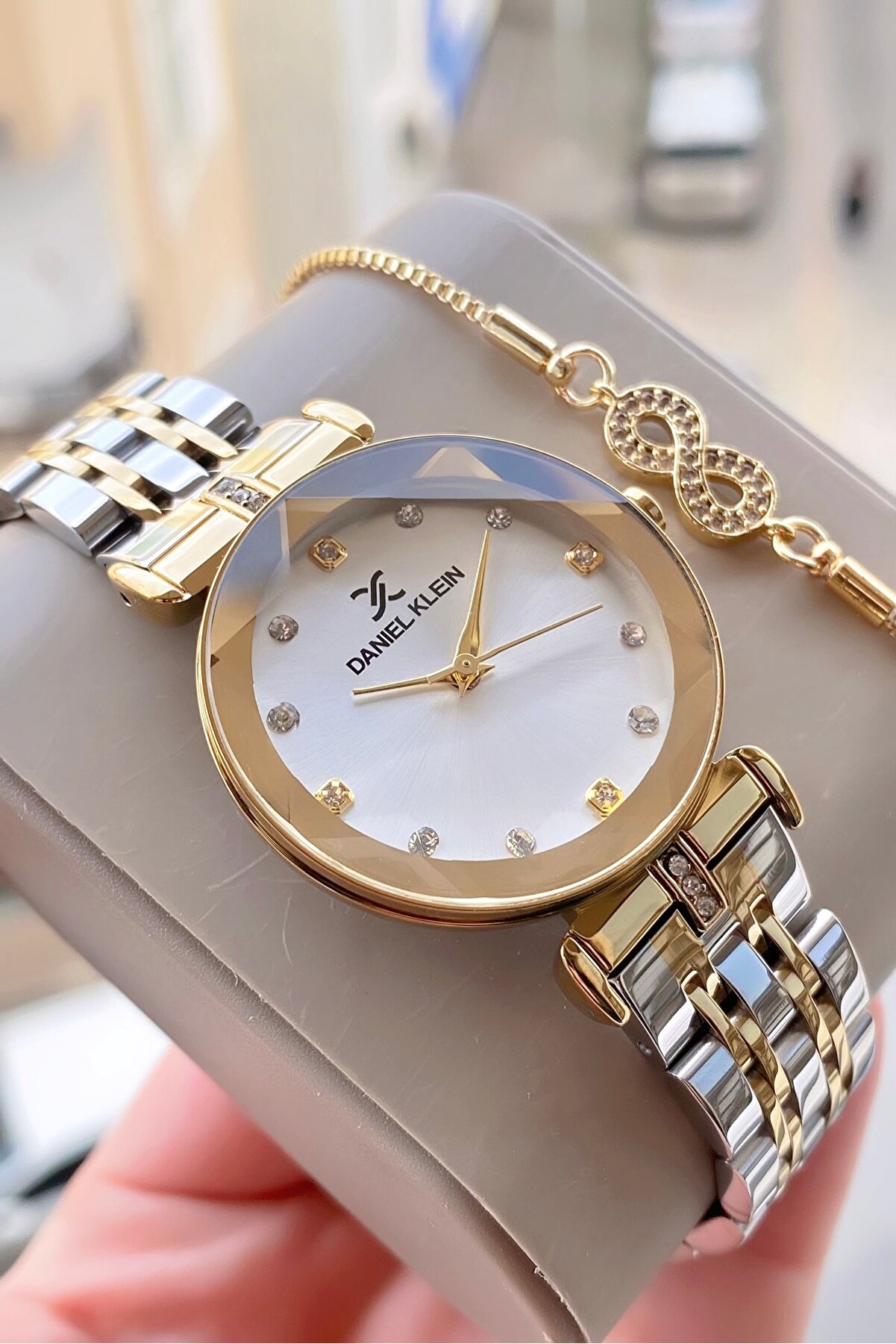 Daniel Klein Bayan Kol Saati Bileklik Hediyeli Çelik Su Gecirmez 2Yıl Garantili