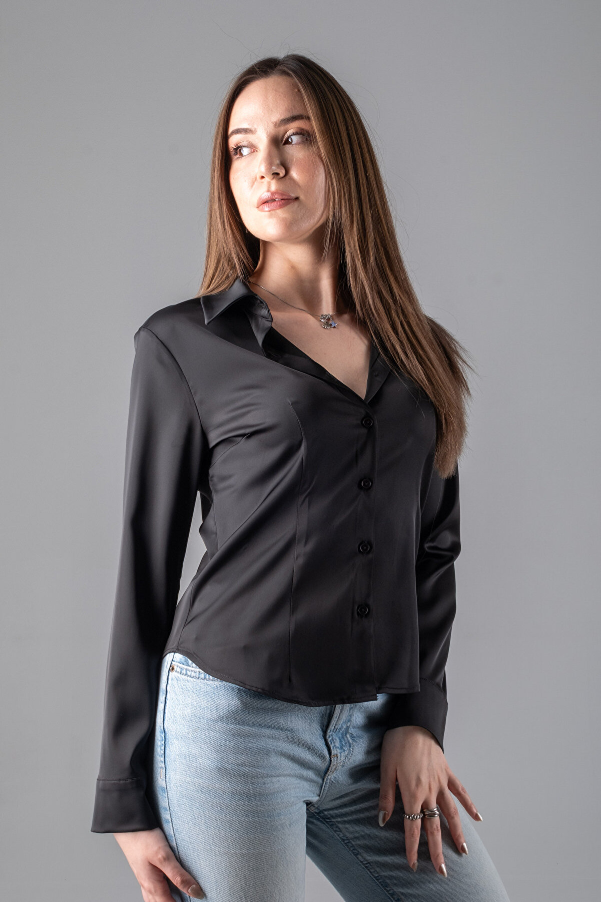 Maison La Femme Kadın Uzun Kollu Saten Gömlek - Elegant ve Şık Tüm Vücut Tipi İçin