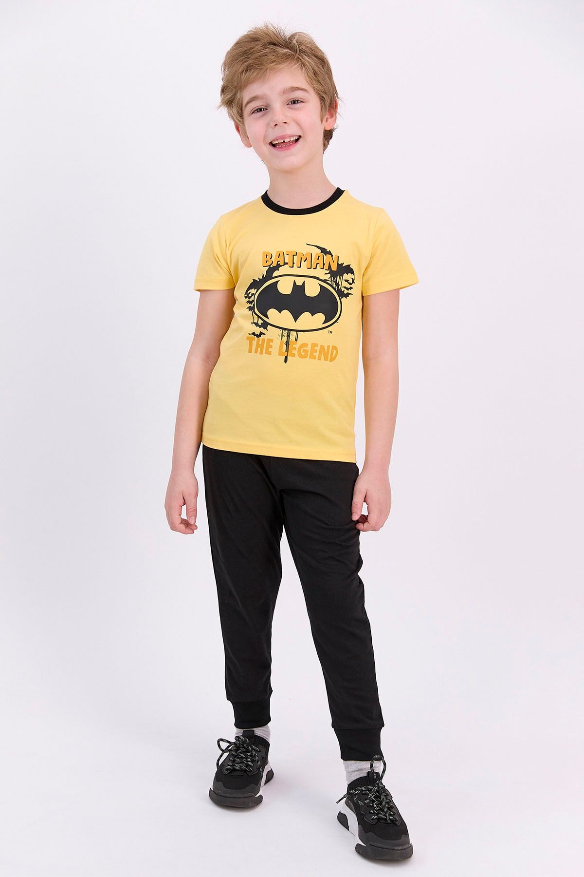 Batman Lisanslı Sarı Erkek Çocuk Pijama Takımı