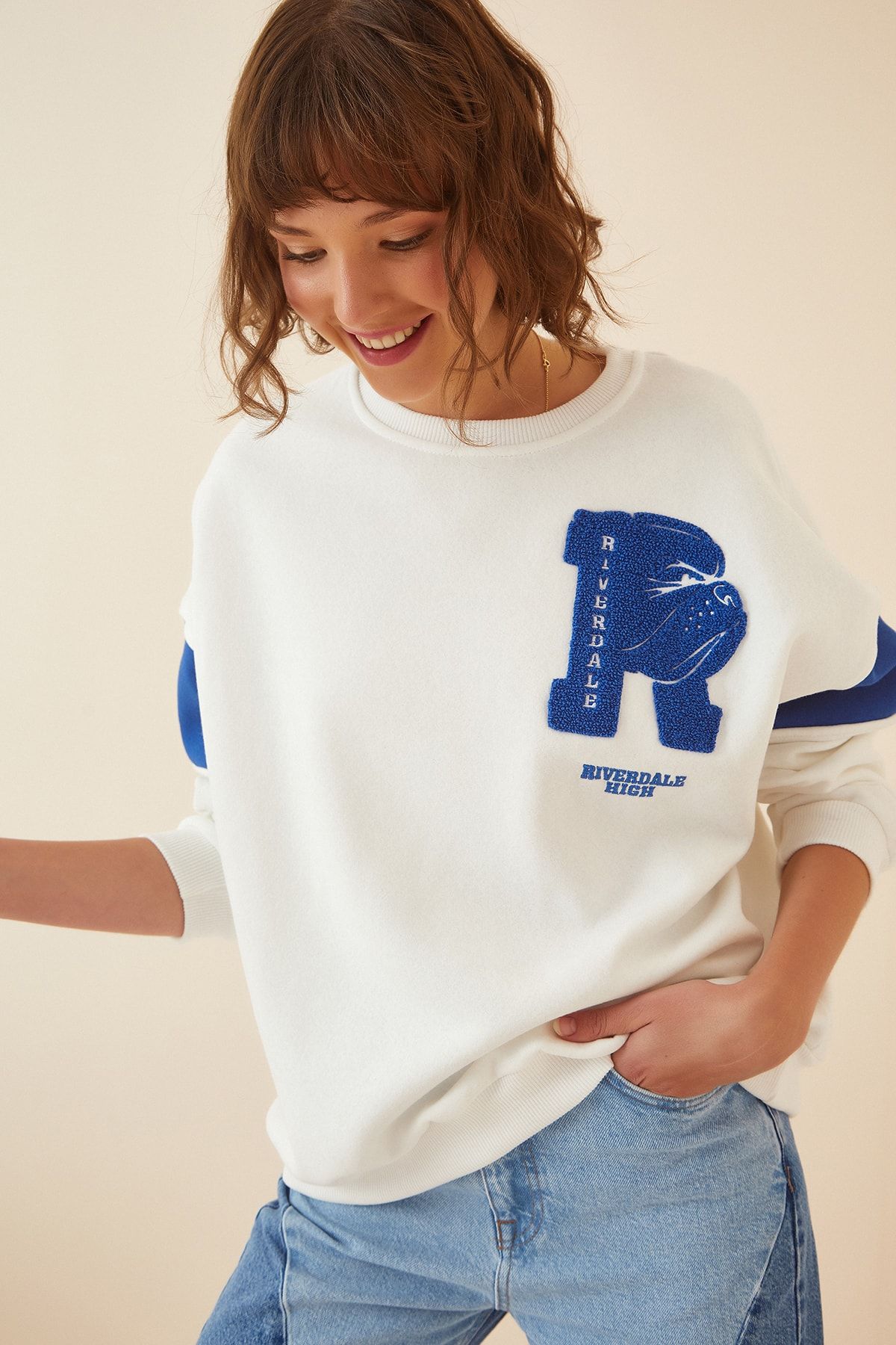 Happiness İstanbul Kadın Beyaz Yamalı Şardonlu Sweatshirt FF00067