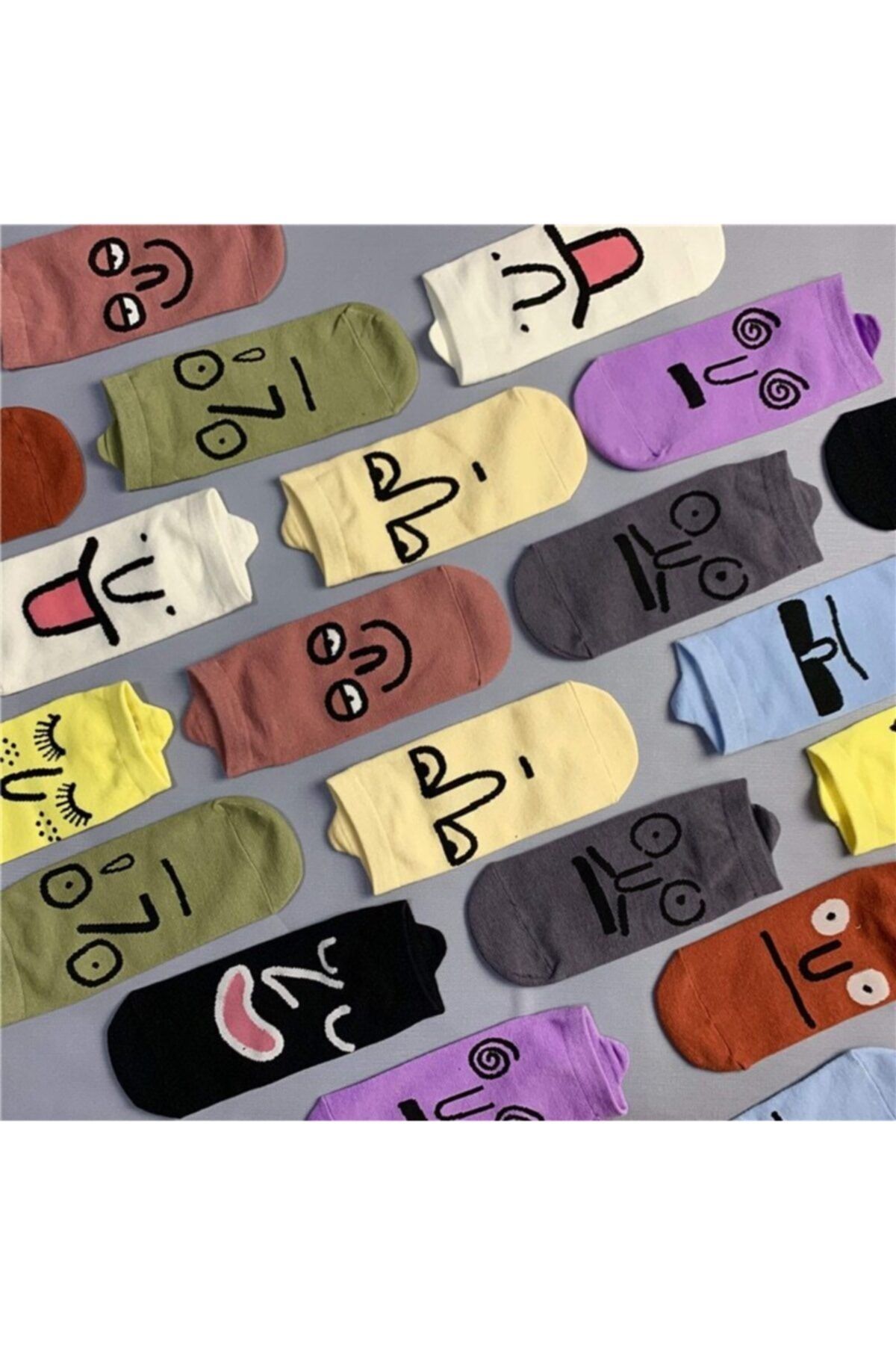 çorapmanya Kadın  10 Çift Komik Yüzlü Çoraplar Çok Renkli