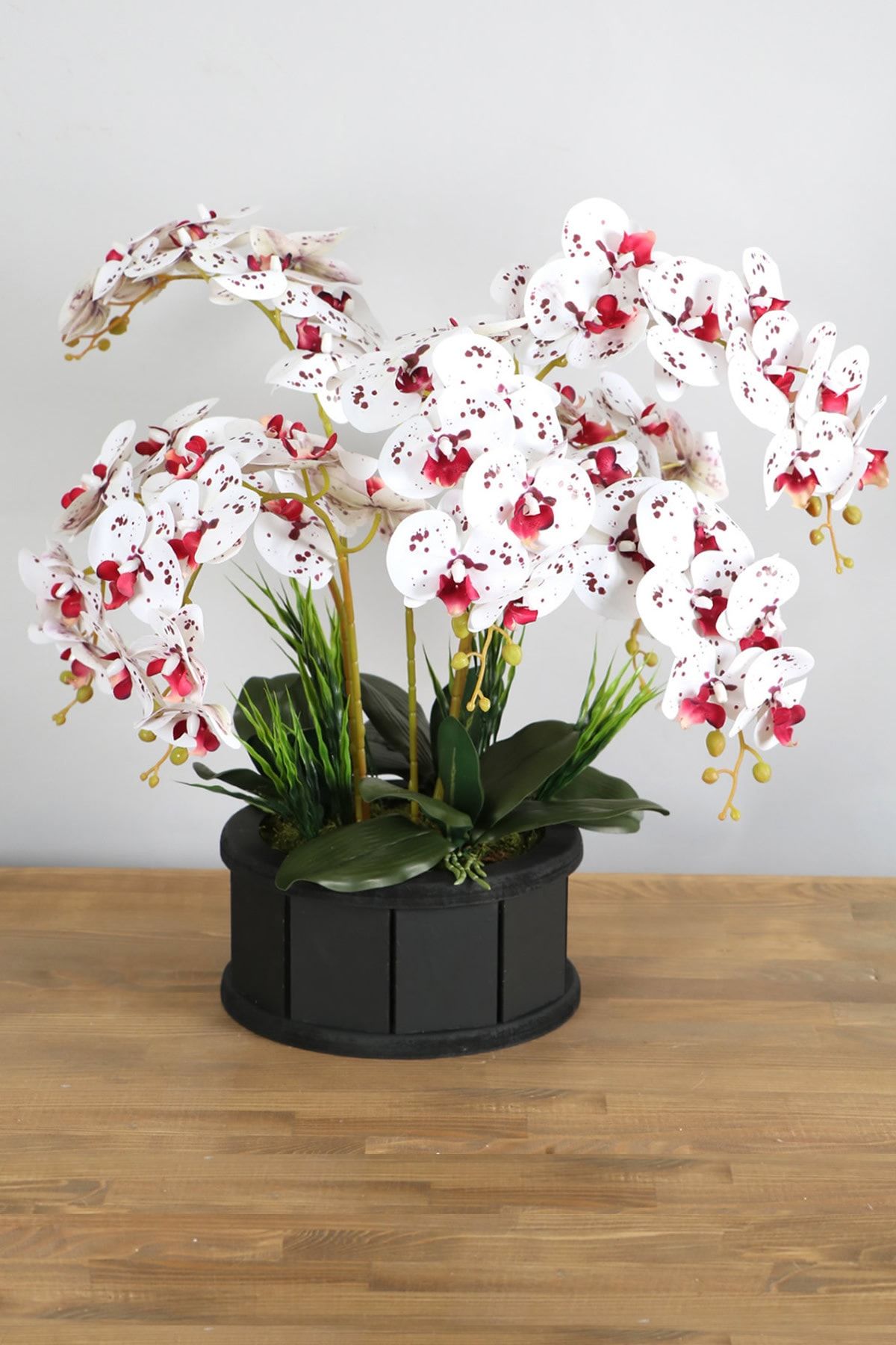 Yapay Çiçek Deposu Dekoratif Ahşap Saksıda 7 Dal Orkide Tanzimi Bordo Benekli