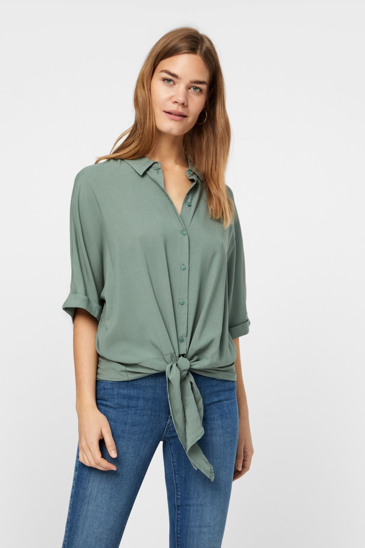Vero Moda Kadın Yeşil Yarasa Kol Bağlama Detaylı Viskon Gömlek 10214788 VMKHLOE