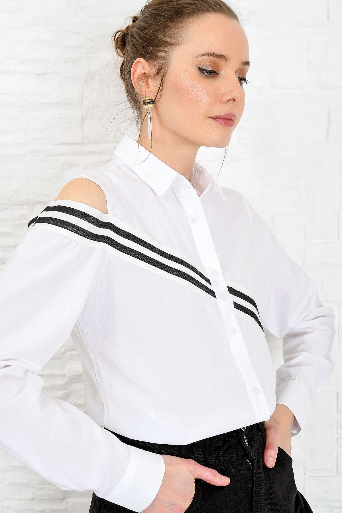 Trend Alaçatı Stili Kadın Beyaz Kol Detaylı Şeritli Dokuma Gömlek ALC-X4012