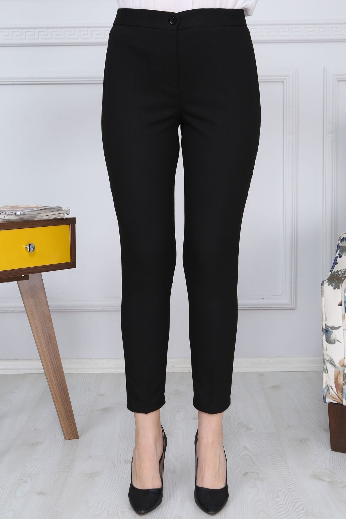 Gül Moda Siyah Kemerli Dar Paça Kumaş Pantolon Likralı Cepsiz G011