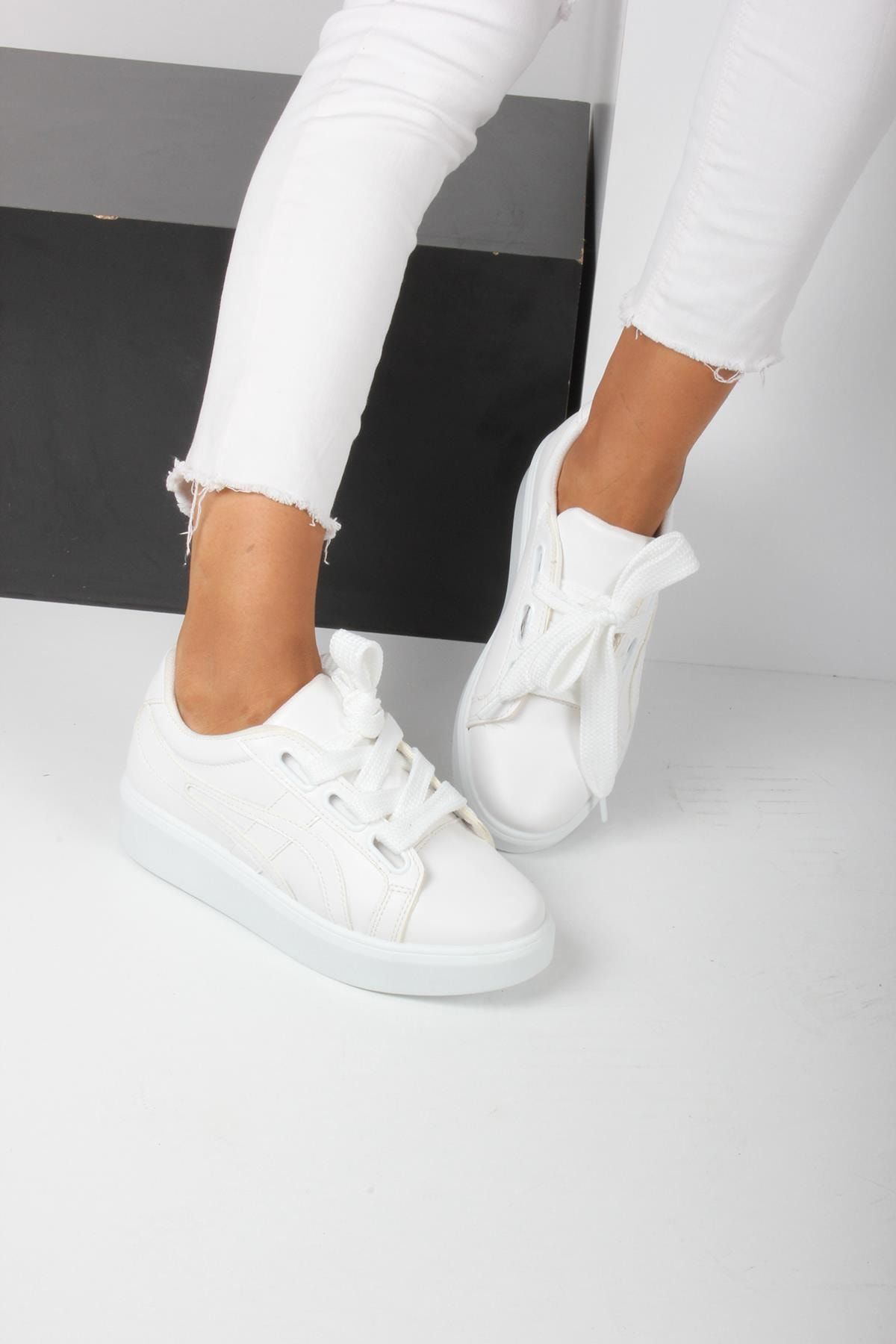 İnan Ayakkabı Beyaz Kadın Spor Ayakkabı Y1065