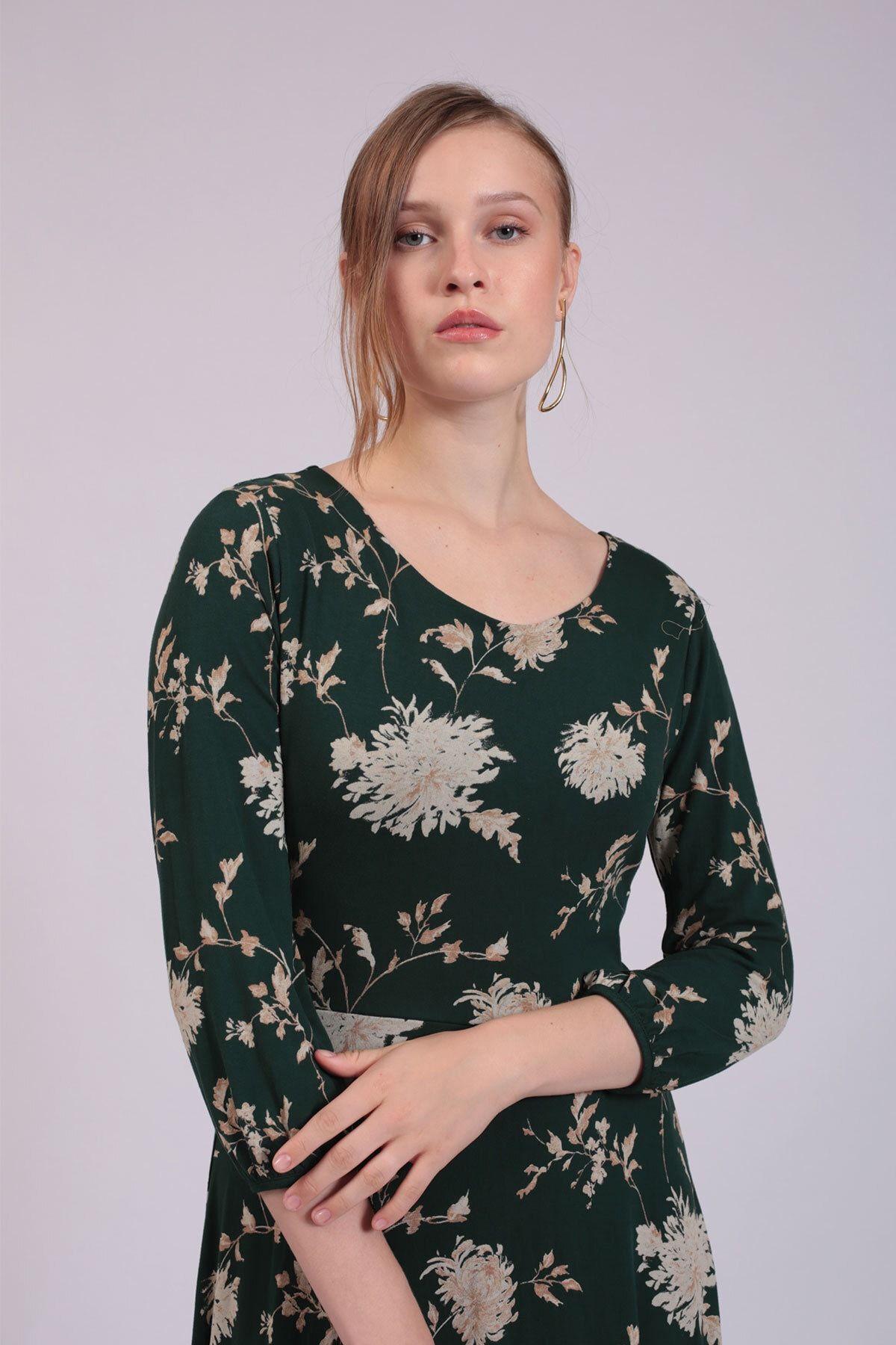 Hanna's Kadın Yeşil Bej Çiçek Desenli Uzun Kollu Elbise