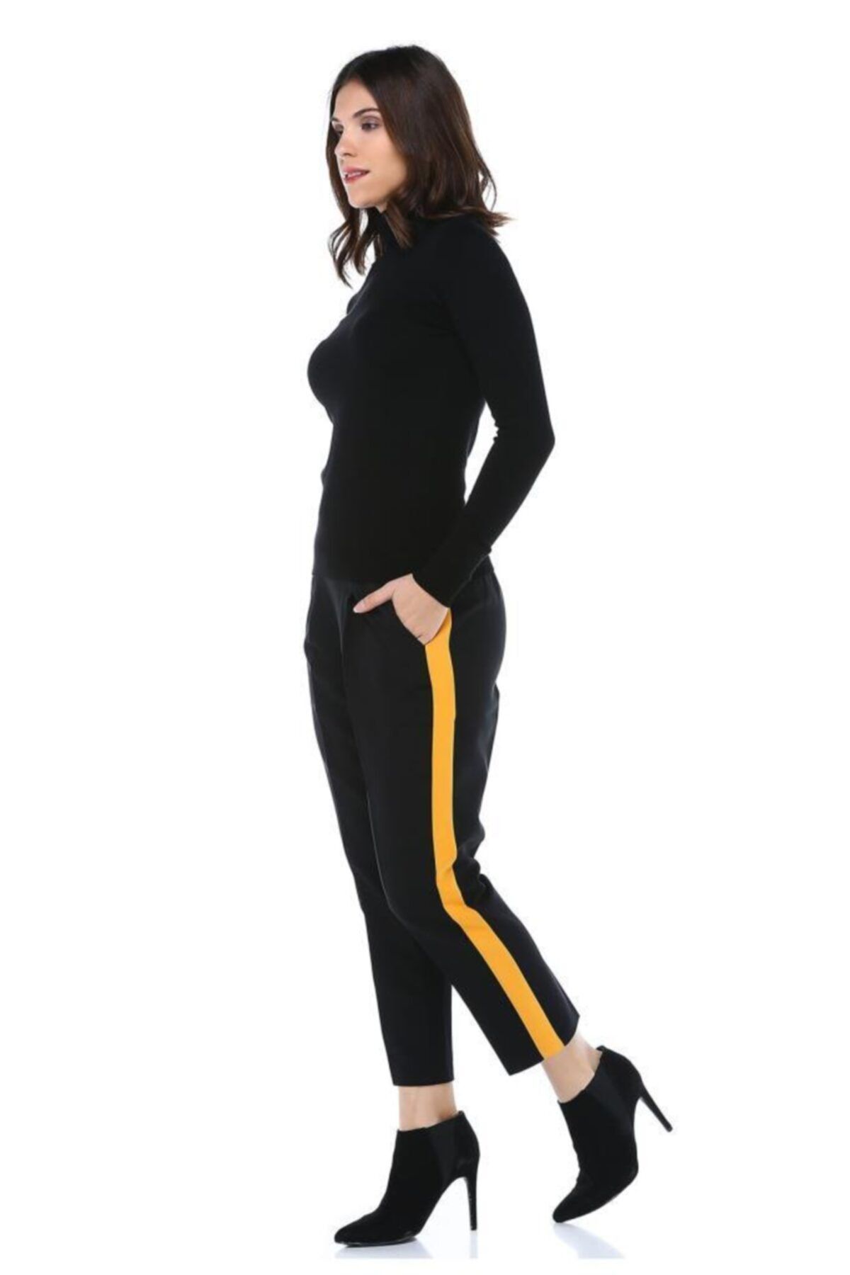 Modkofoni Sarı Şeritli Siyah Bilek Kadın Pantolon