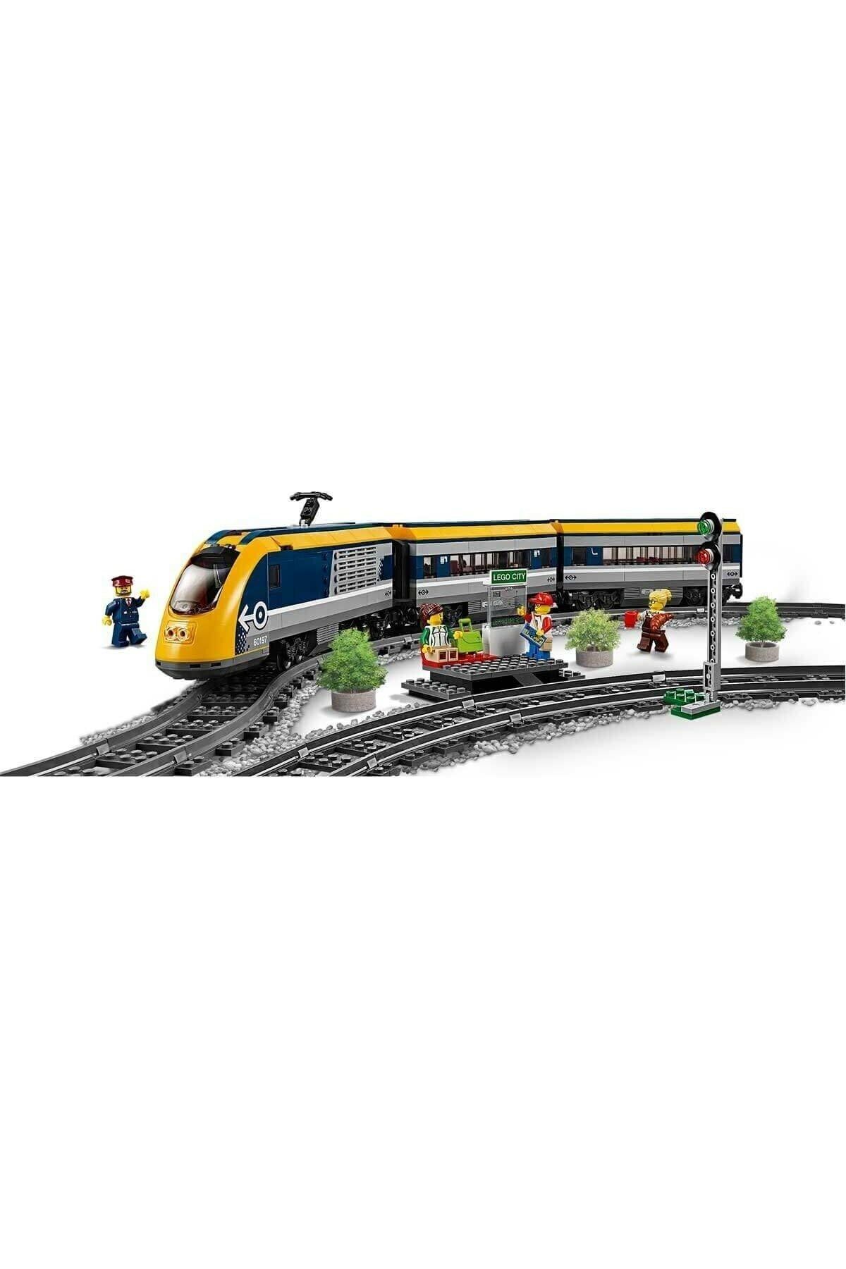 LEGO City Yolcu Treni 60197
