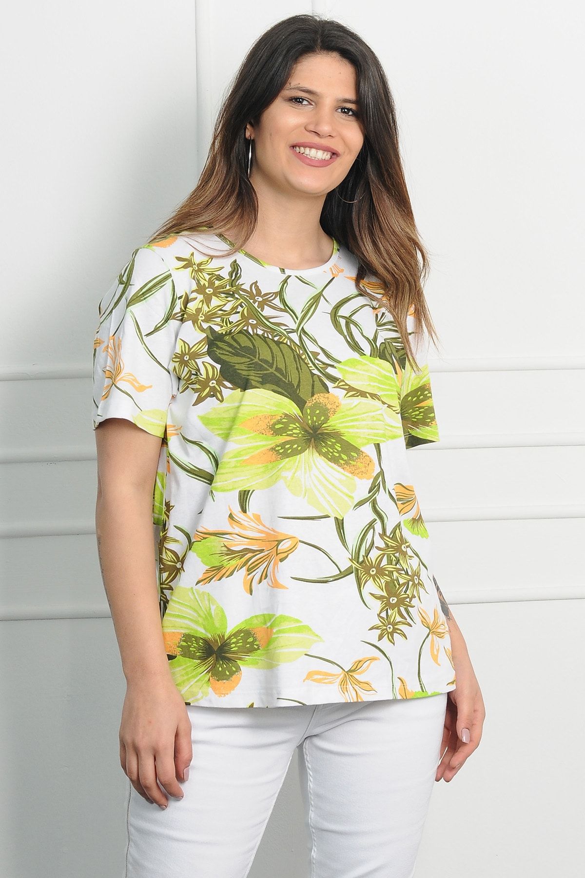Şans Kadın Yeşil Pamuklu Kumaş Çiçek Desenli Bluz 65N15901