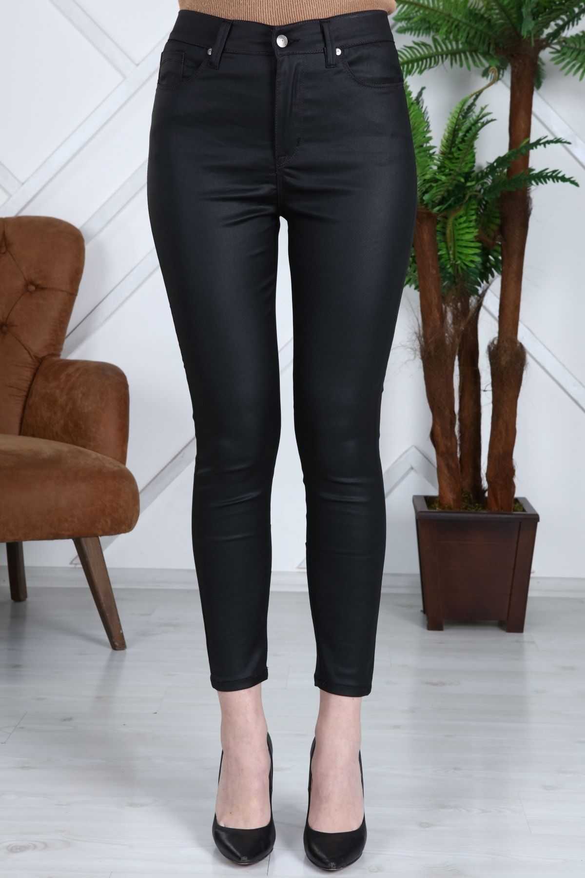 Gül Moda Kadın Siyah Mat Deri Pantolon Dar Paça Likralı Yüksek Bel G044