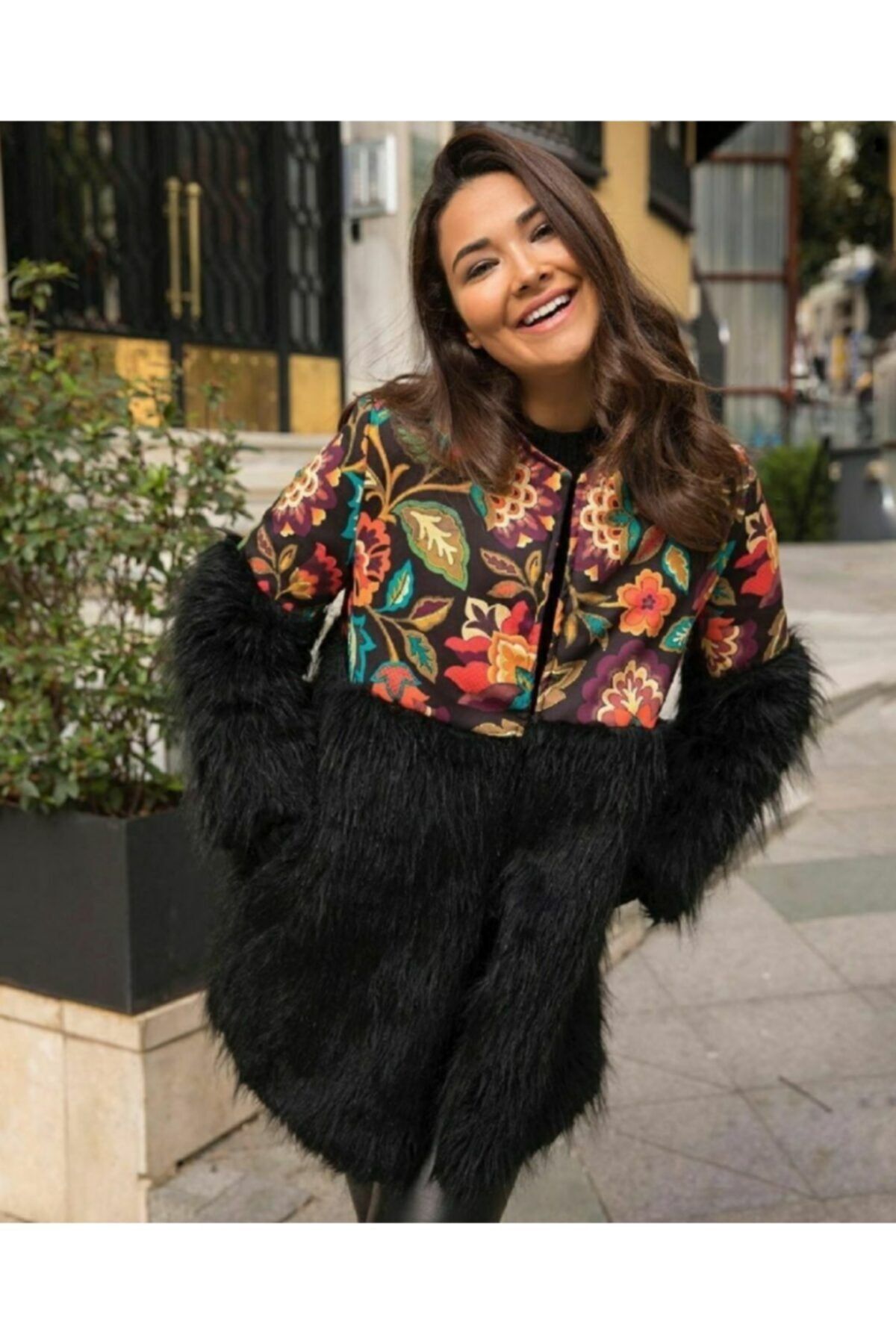 LENA Kadın Siyah Kürklü Desenli Ceket