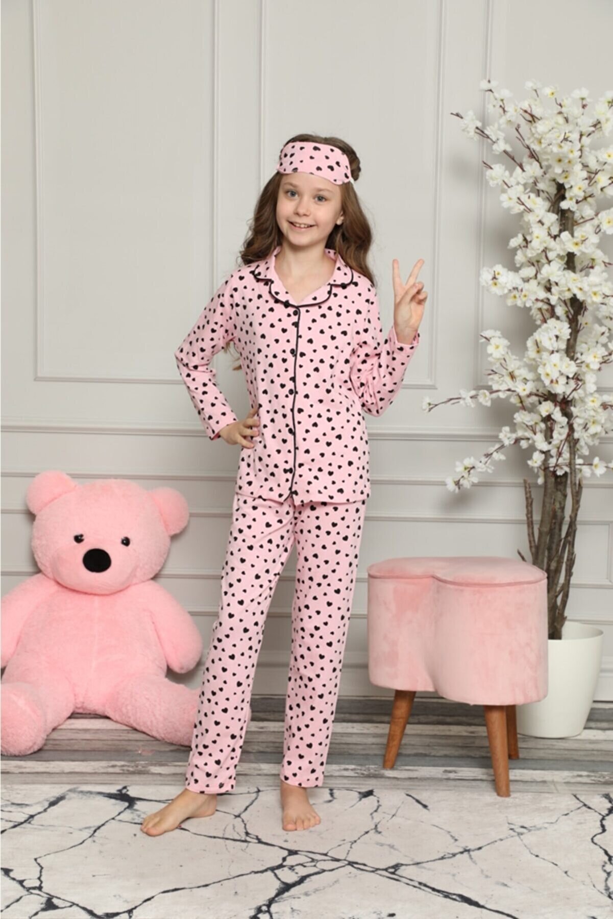 Genel Markalar Kız Çocuk Göz Bandlı Pembe Kalpli Pijama Takımı