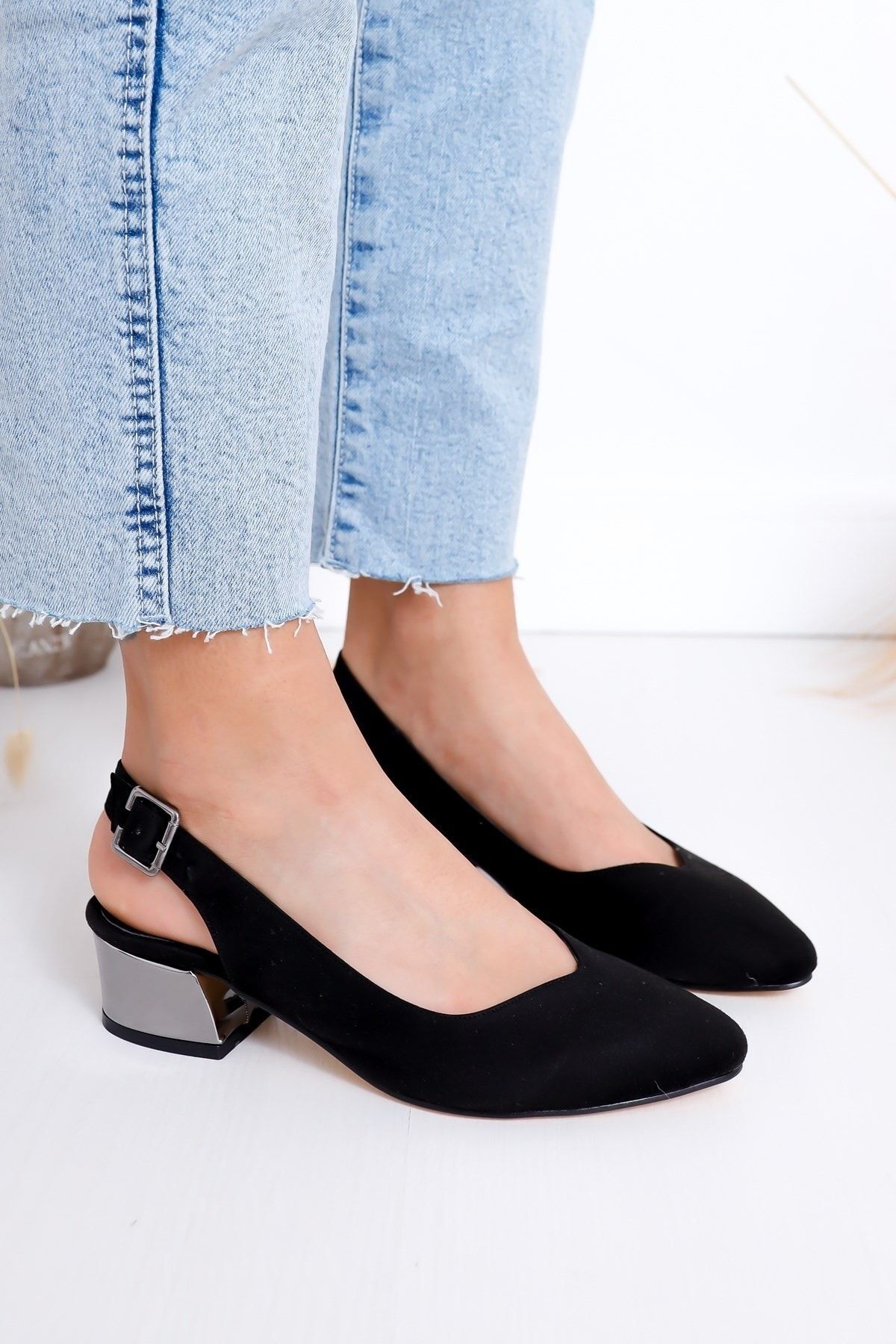 Hayalimdeki Ayakkabı Valentina Topuklu Siyah Süet B Detay Ayakkabı