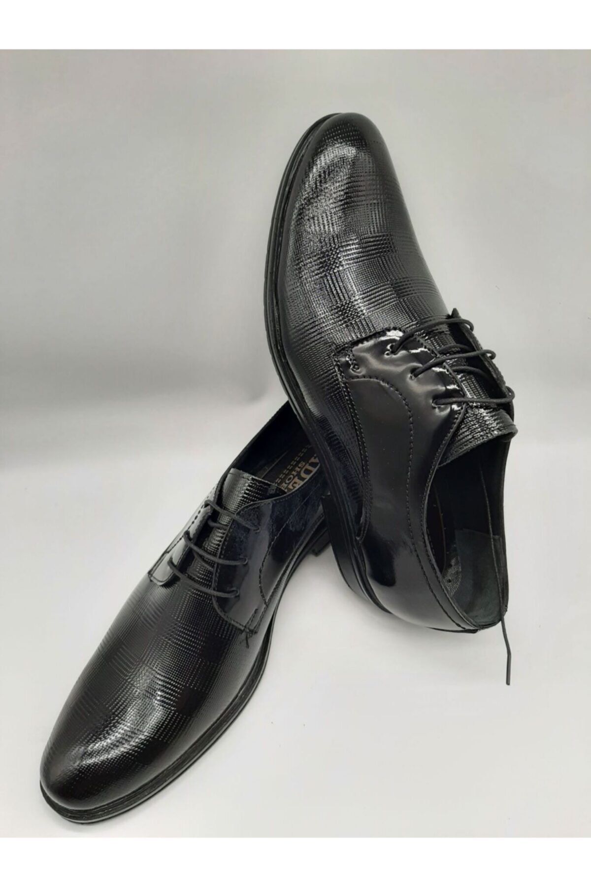 Adel Yeni Model Baskılı Rugan Klasik Ayakkabımız