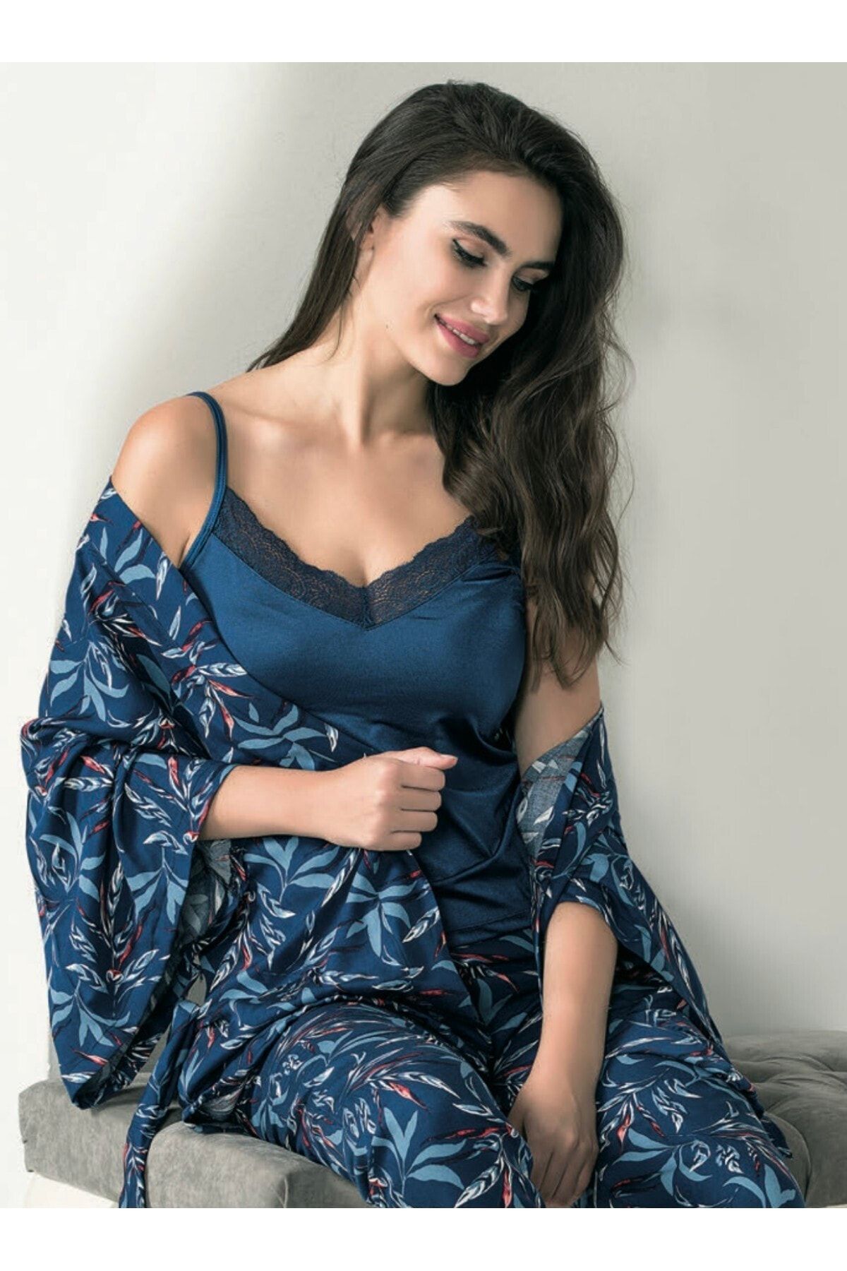 Nbb Kadın Lacivert Yaprak Desenli Önden Düğmeli Pijama Takımı