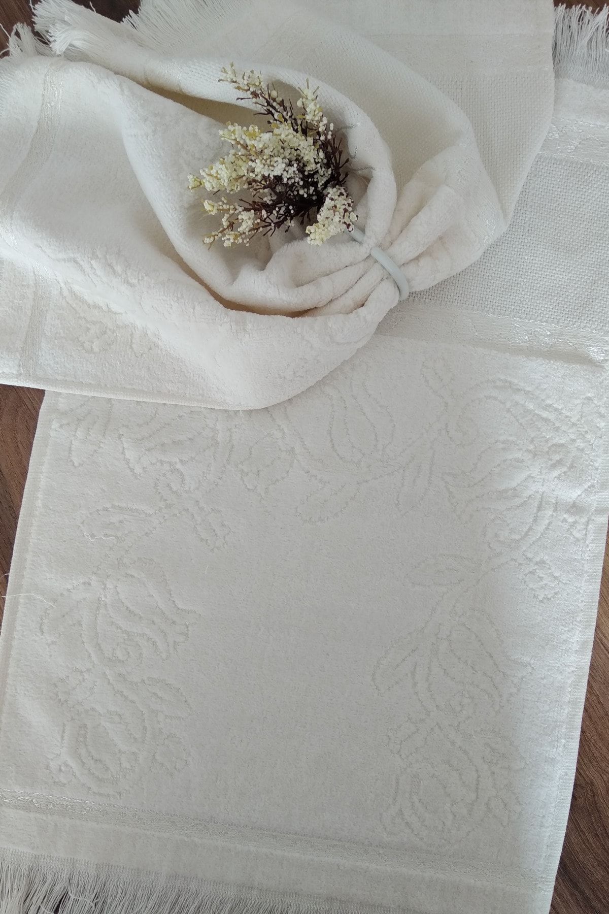 Şelale Etamin 30x50 Kadife Jakarlı Saçaklı Boşluklu Kanaviçe Boyama Mutfak Havlusu Beyaz
