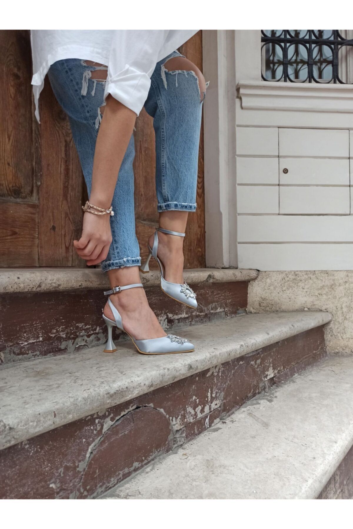 Atelierby DS Kadın Gümüş Saten Topuk Abiye Ayakkabı