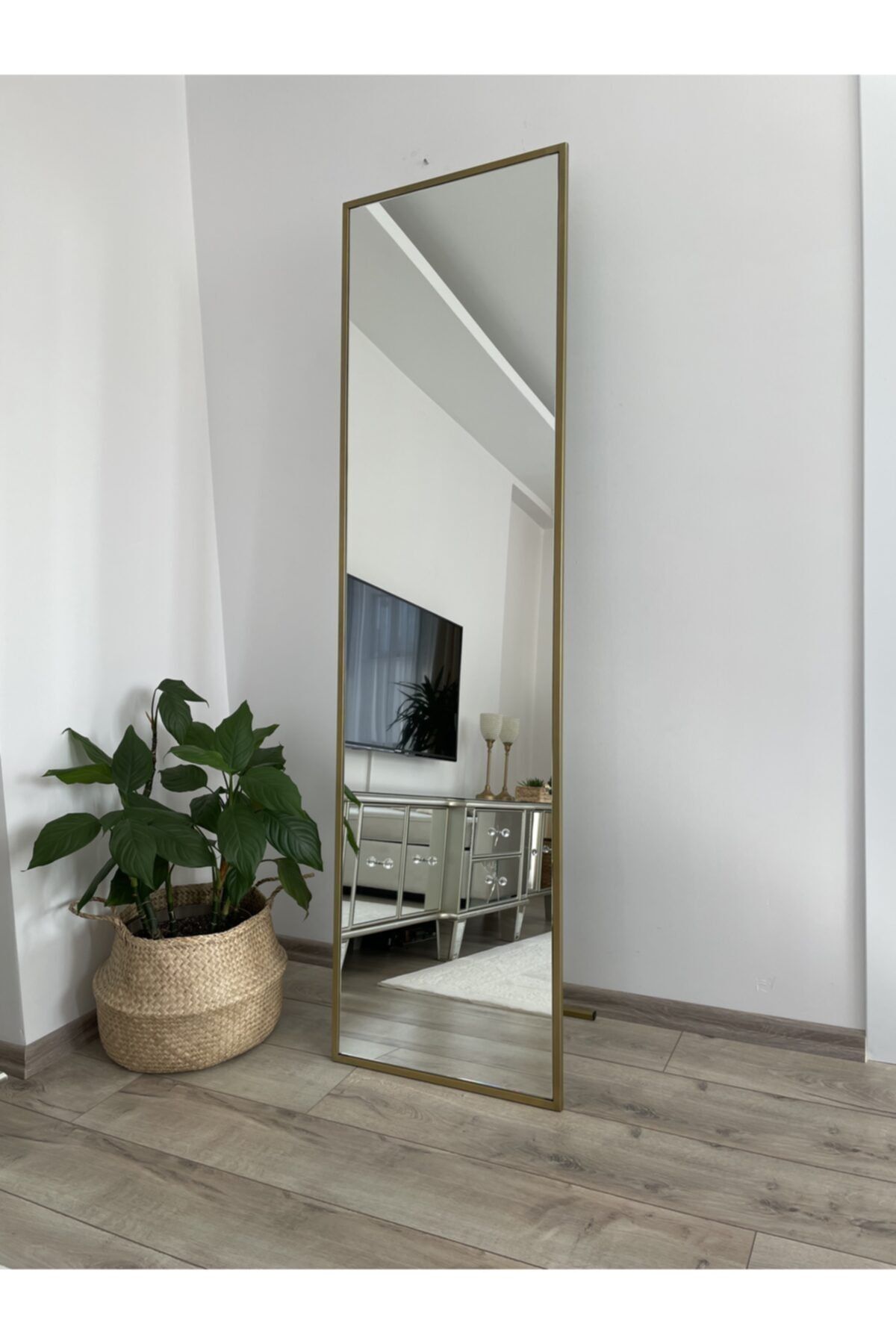 EFFE YAPI DEKOR Gold Metal Çerçeveli Ayaklı 180x50 Boy Aynası