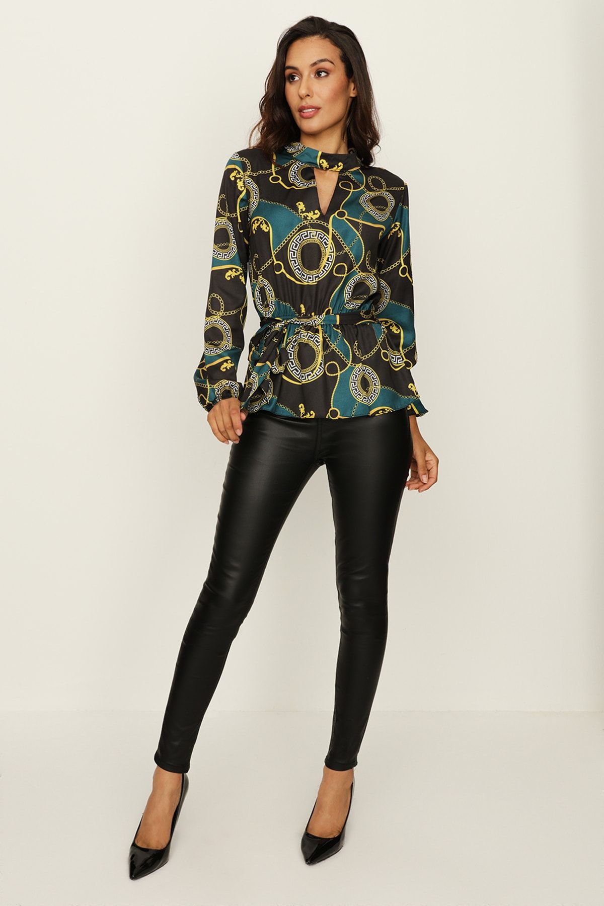 Select Moda Kadın Yeşil Zincir Desenli Beli Kuşaklı Bluz