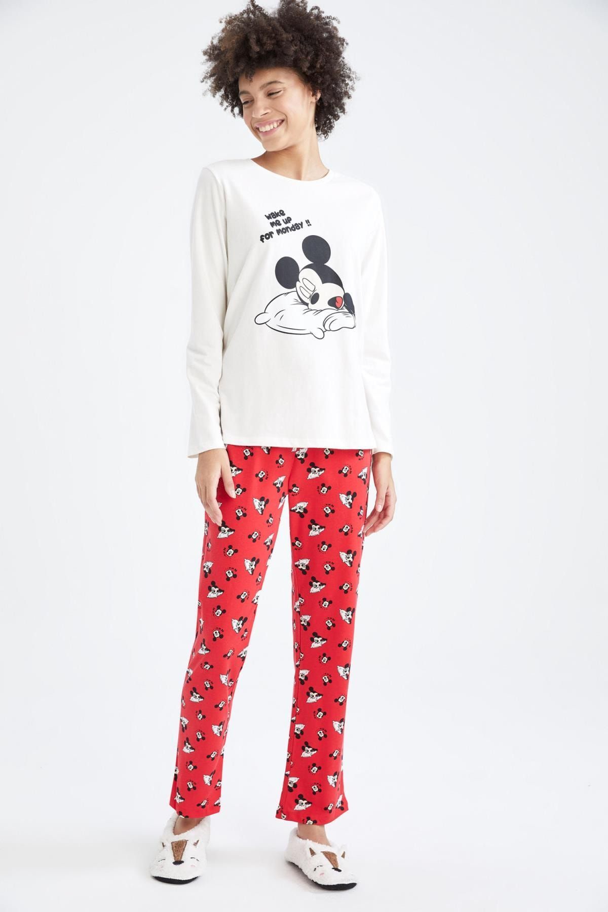 Defacto Mickey Mouse Lisanslı Uzun Kollu Pijama Takımı
