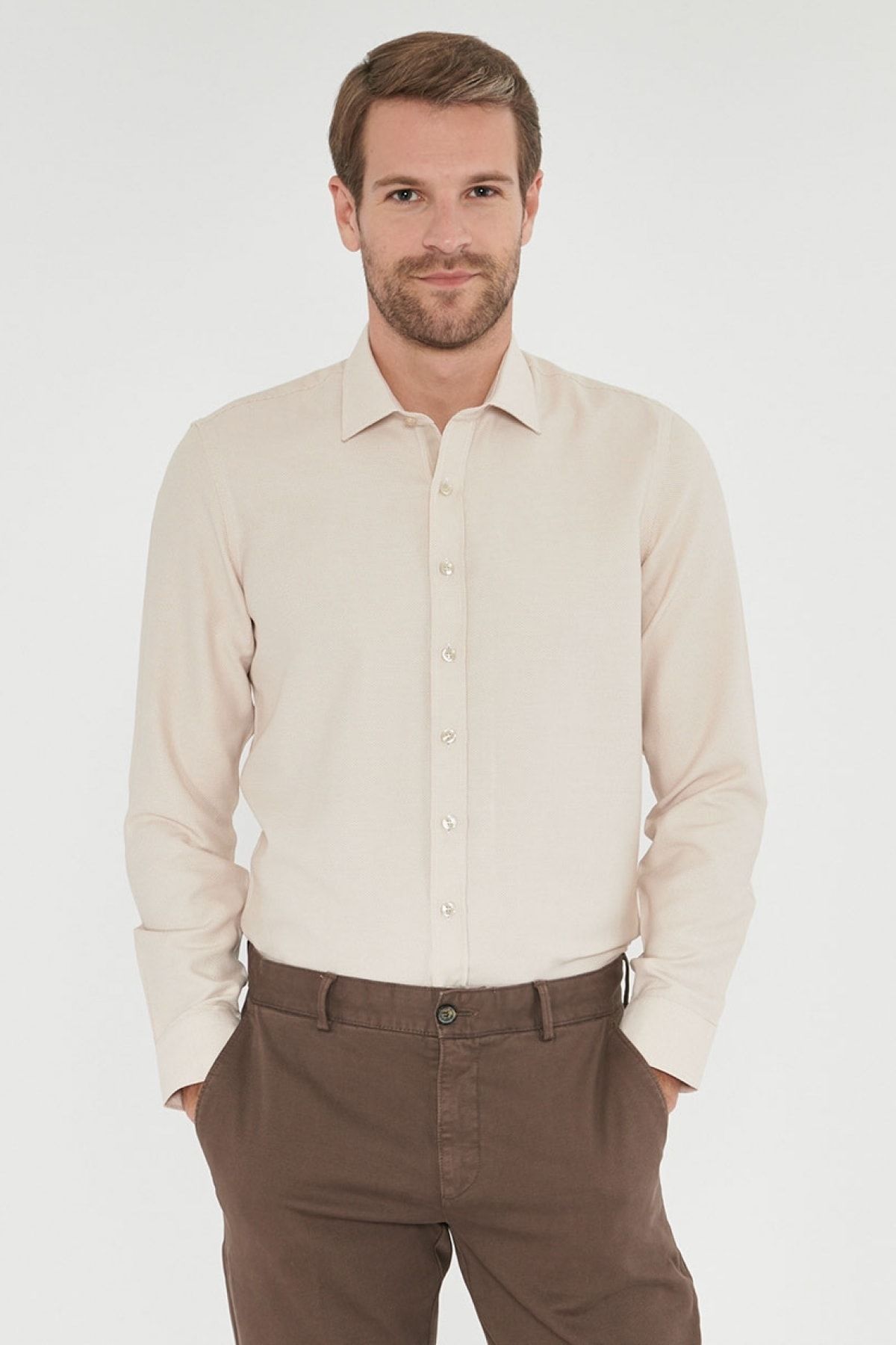Altınyıldız Classics Erkek Beyaz-bej Tailored Slim Fit Dar Kesim Armürlü Gömlek