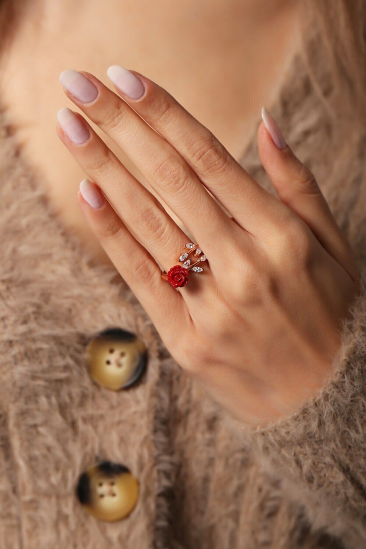 Eva Jewelry Kırmızı Gül Motifli Sarmaşık Ayarlanabilir 14k Rose Gold Kaplama Yüzük