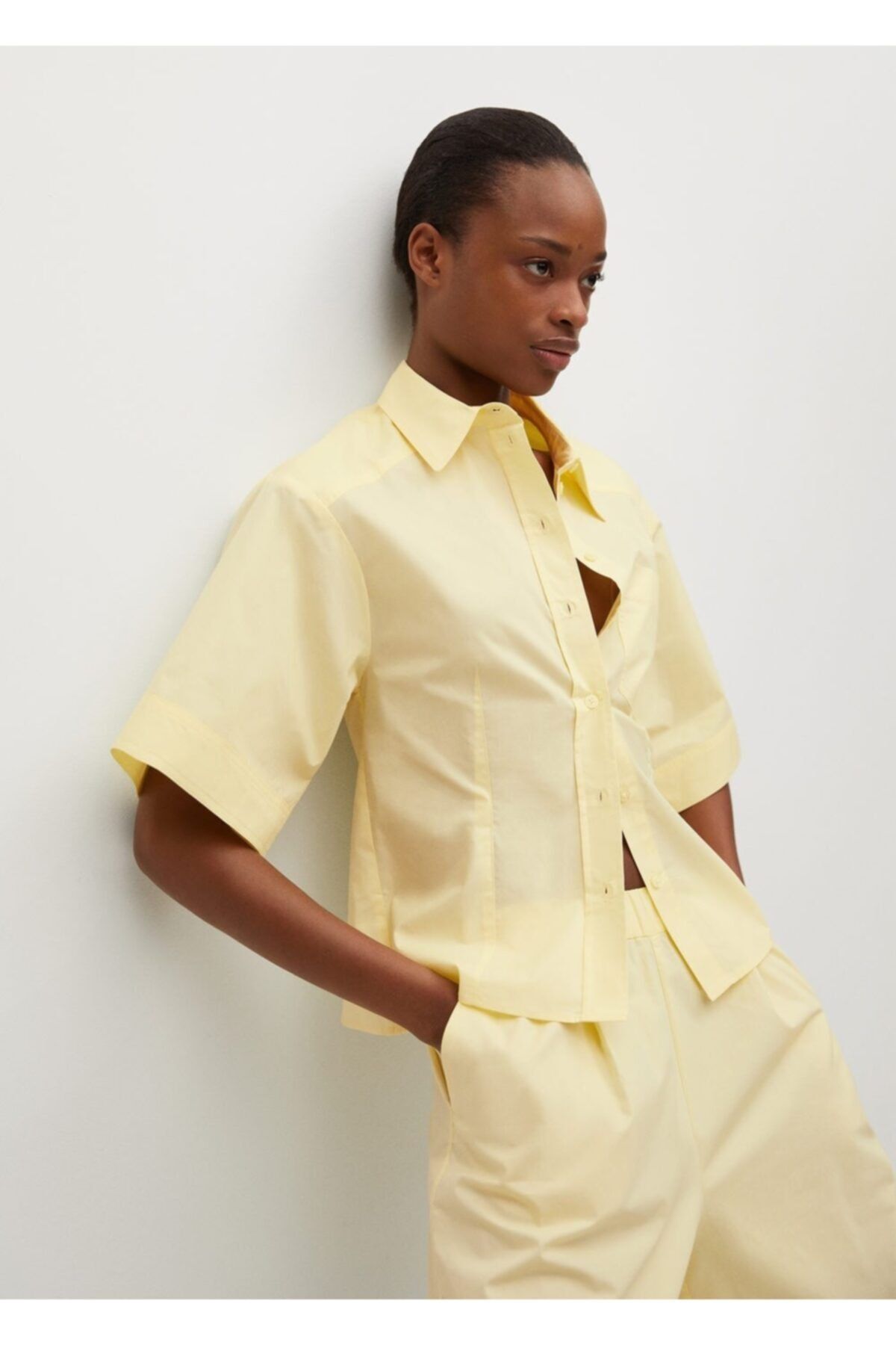 MANGO Kadın Sarı Kloş Kollu Pamuklu Tişört