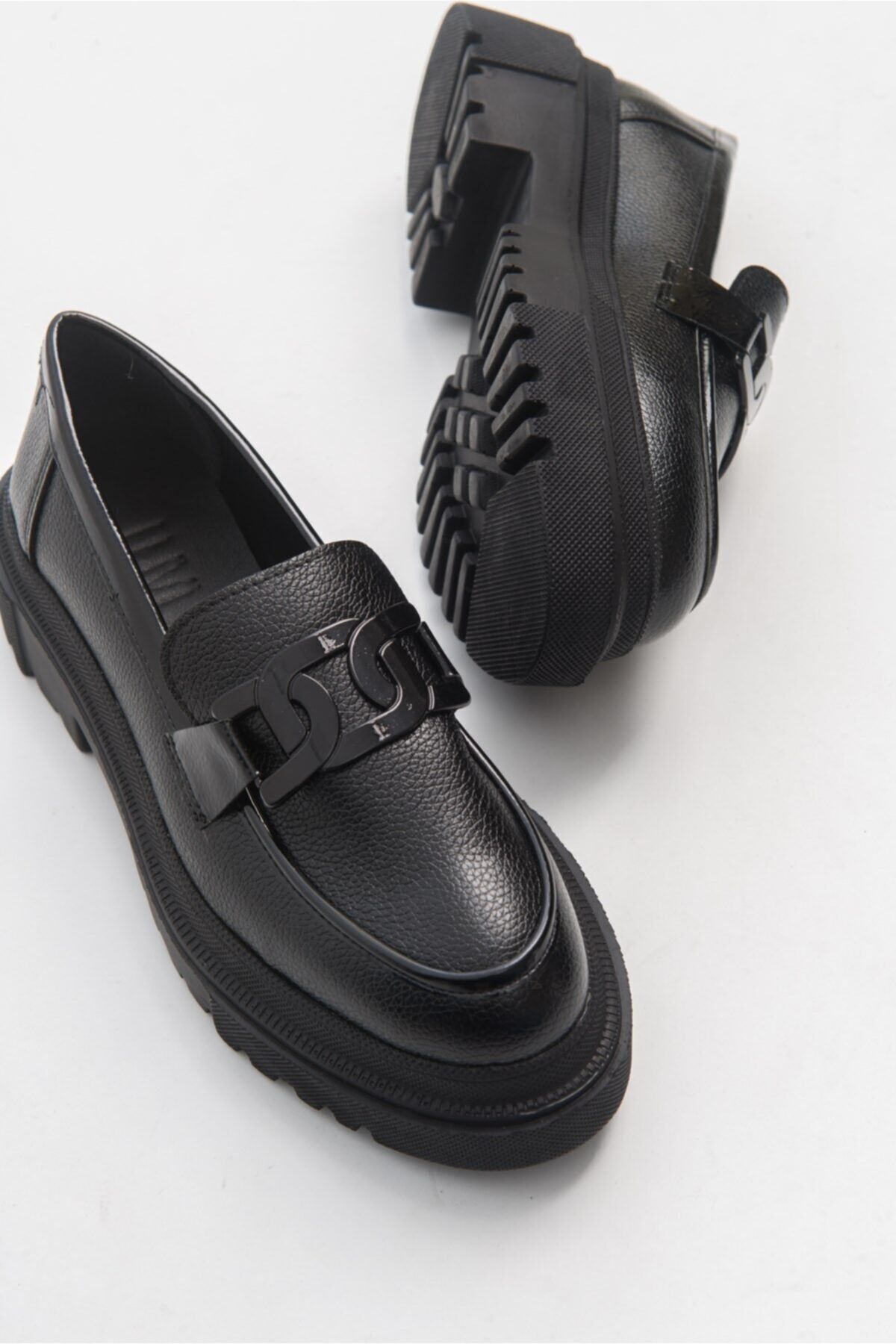 luvishoes Jaen Siyah Cilt Kadın Günlük Ayakkabı