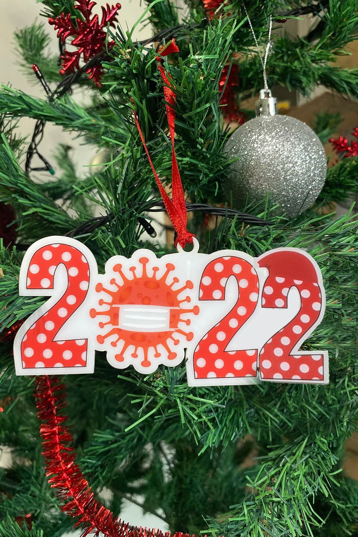 PEKSHOP Yılbaşı Ağacı Süsü Noelbabalı 2022 Yazılı