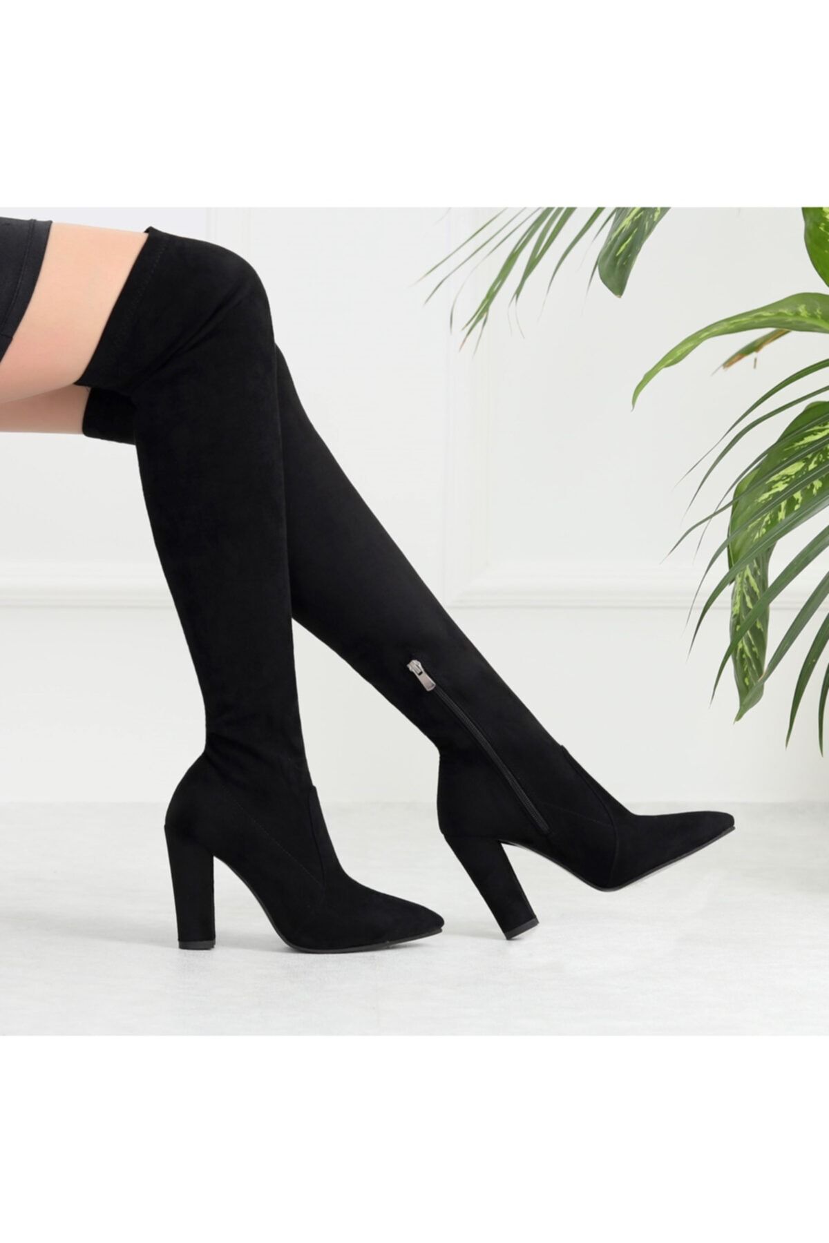 TrendyAnka Kadın Siyah Çorap Çizme 10 cm Topuklu Diz Üstü Sivri Burun Esnek ve Süet Streç Çizme