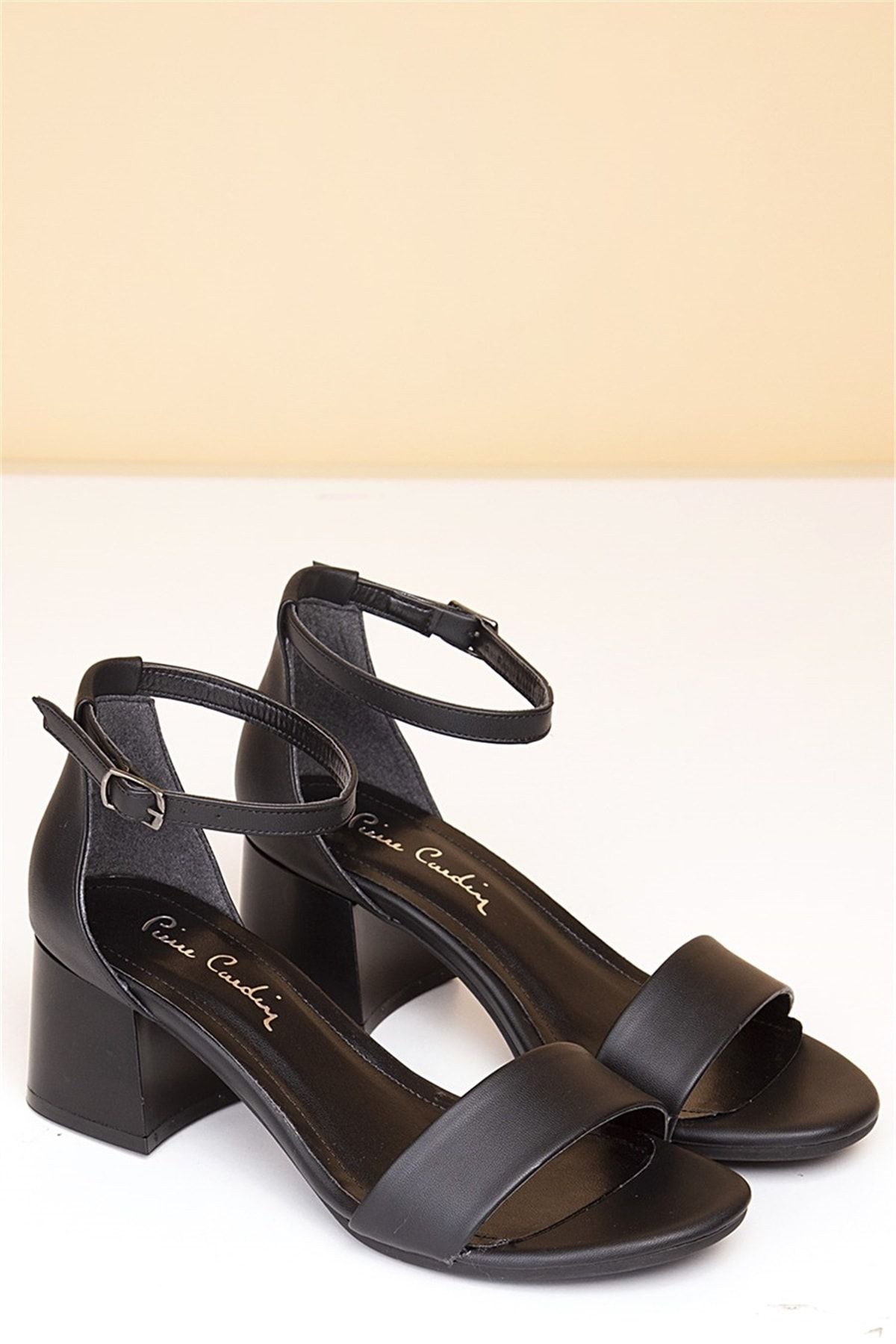Pierre Cardin PC-50172 Siyah Kadın Ayakkabı