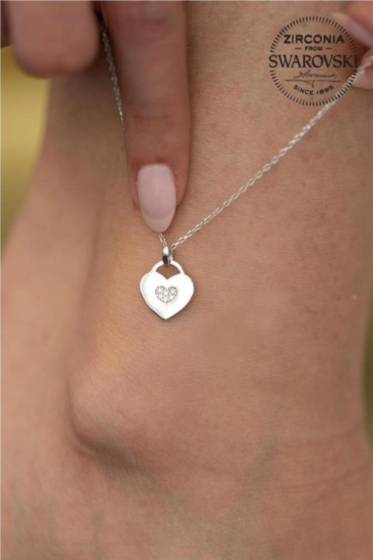İzla Design Kadın Swarovski Taşlı Kalp Model Gümüş Halhal SBS0251