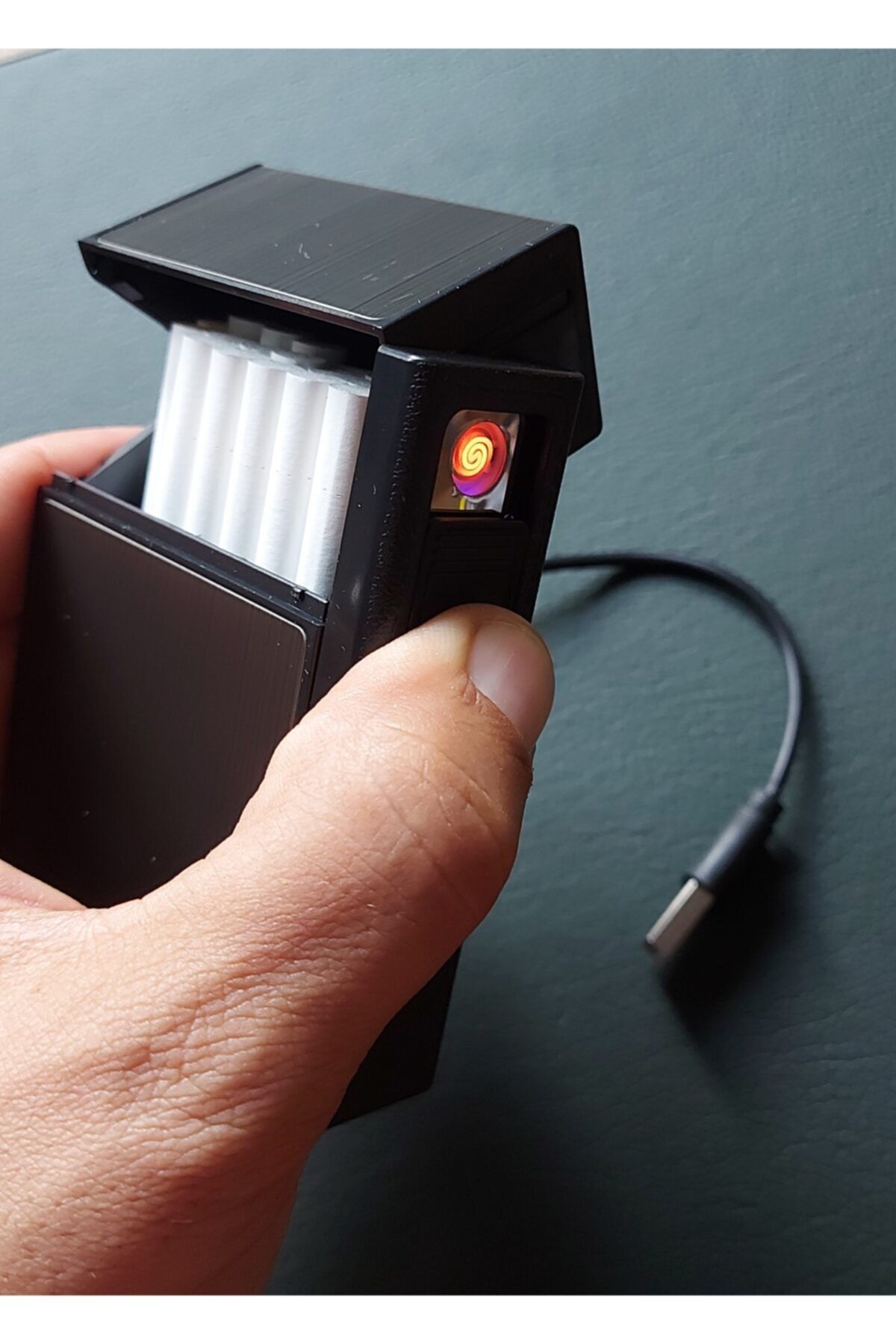 pazarshops Usb Şarjlı Elektronik Çakmak Taşınabilir Sigara Tabakası Çakmaklı Tabaka