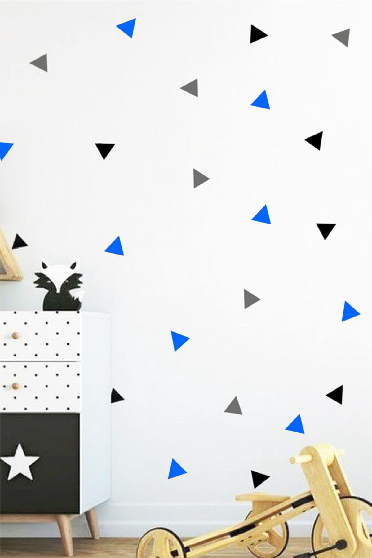 Dekolive Tasarım Siyah Gri Mavi Renk Üçgenler Çocuk Odası Sticker