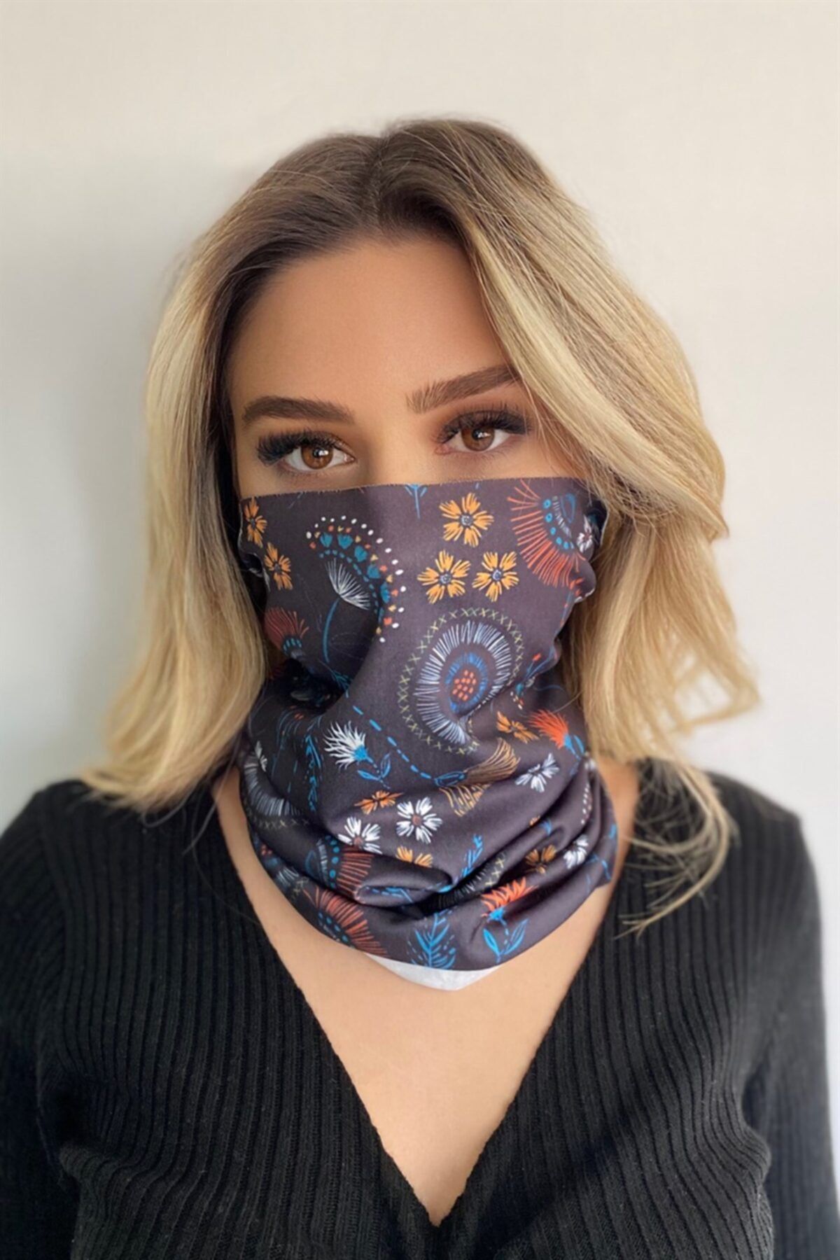 Takıştır Karışık Renk Çiçek Desenli Çok Amaçlı Buff Bandana Maske