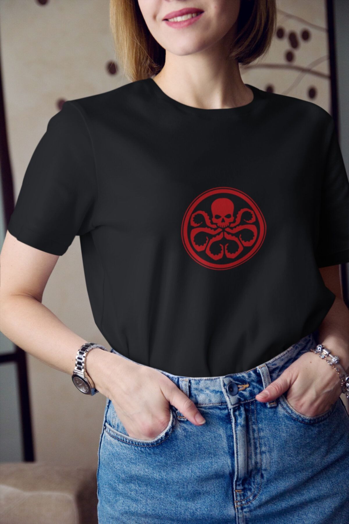 Kio Tasarım Kadın Siyah Marvel Kaptan Amerika'nın Düşmanı Hydra Red Skull Logo Baskılı Tişört