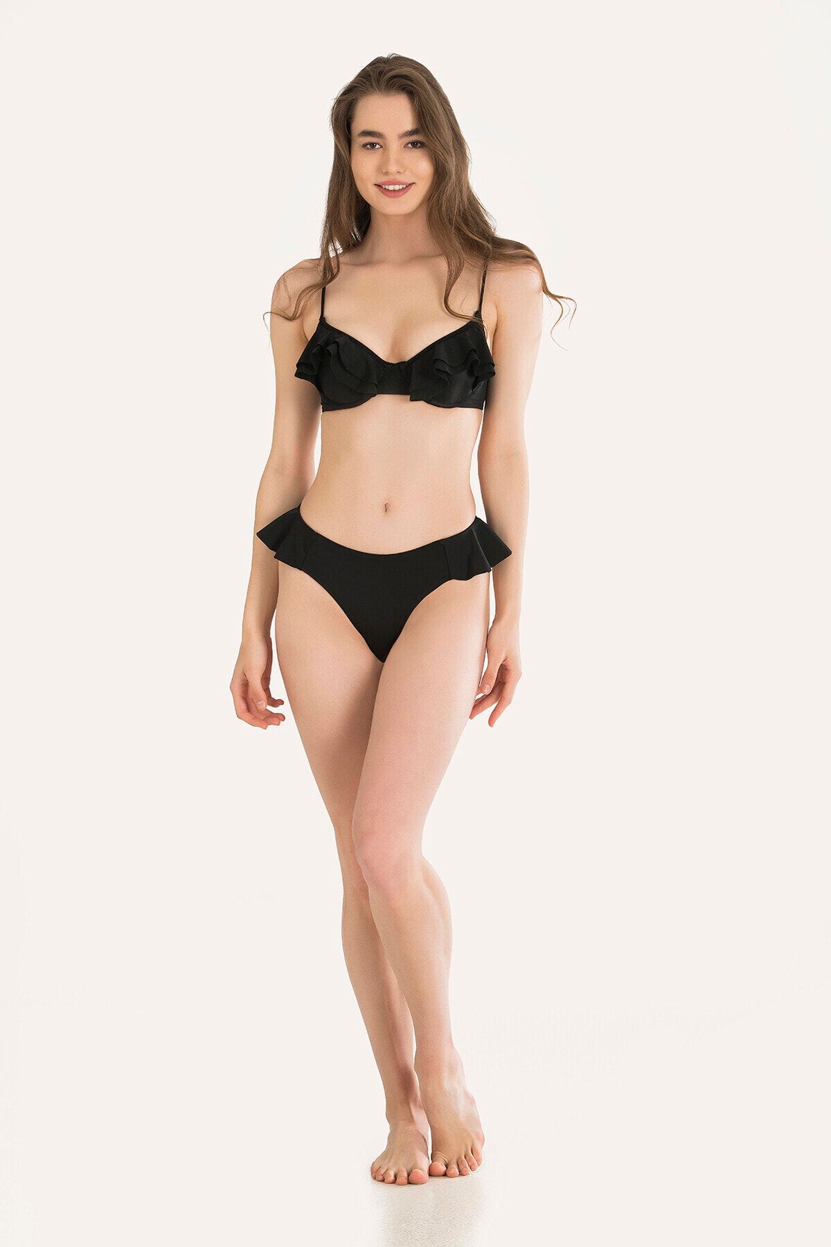 Loya Siyah Fırfır Detaylı Tek Üst Bikini